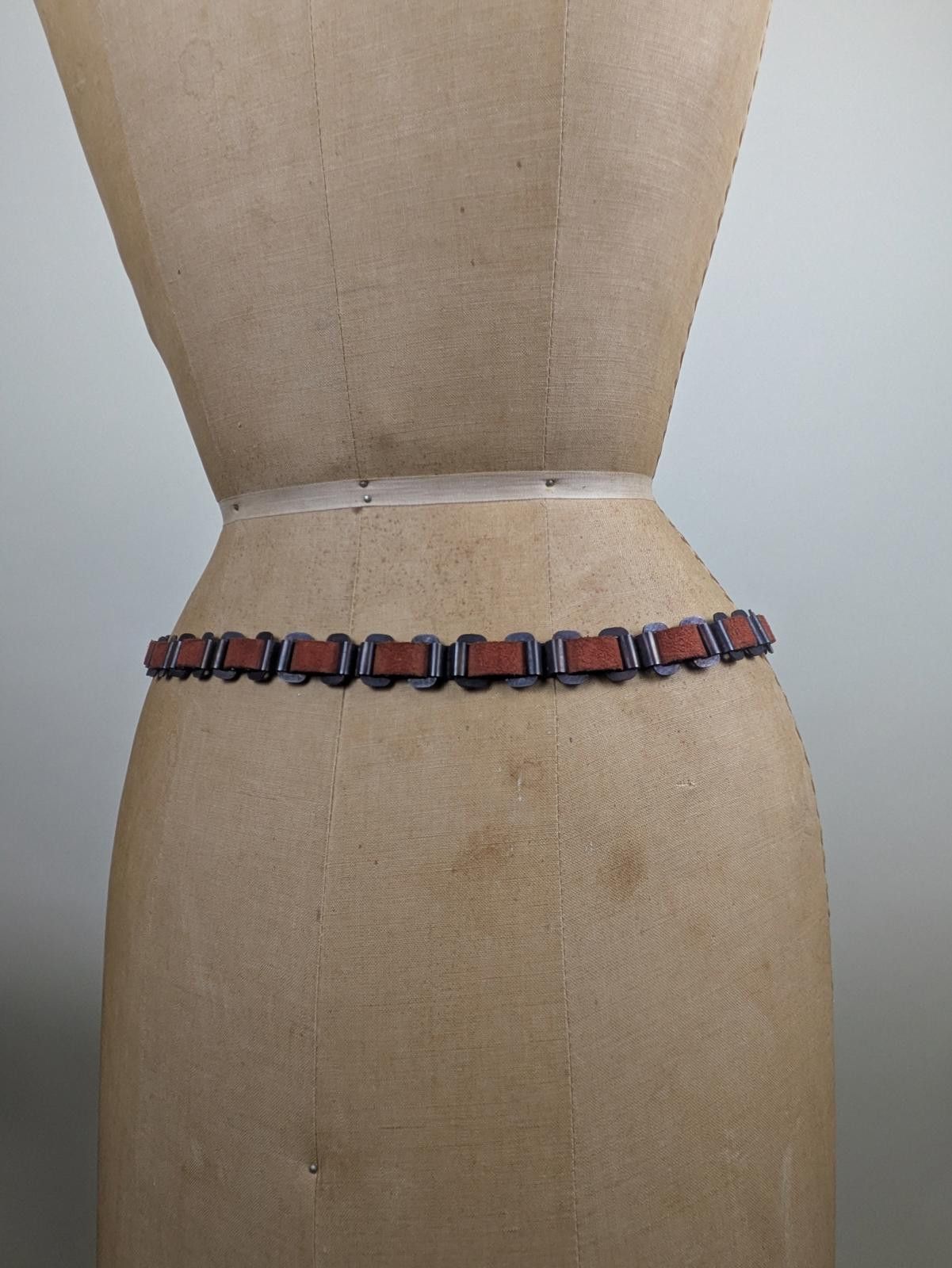Yves Saint Laurent 1970's YSL yves saint laurent suede metal belt Size ONE SIZE - 5 Thumbnail
