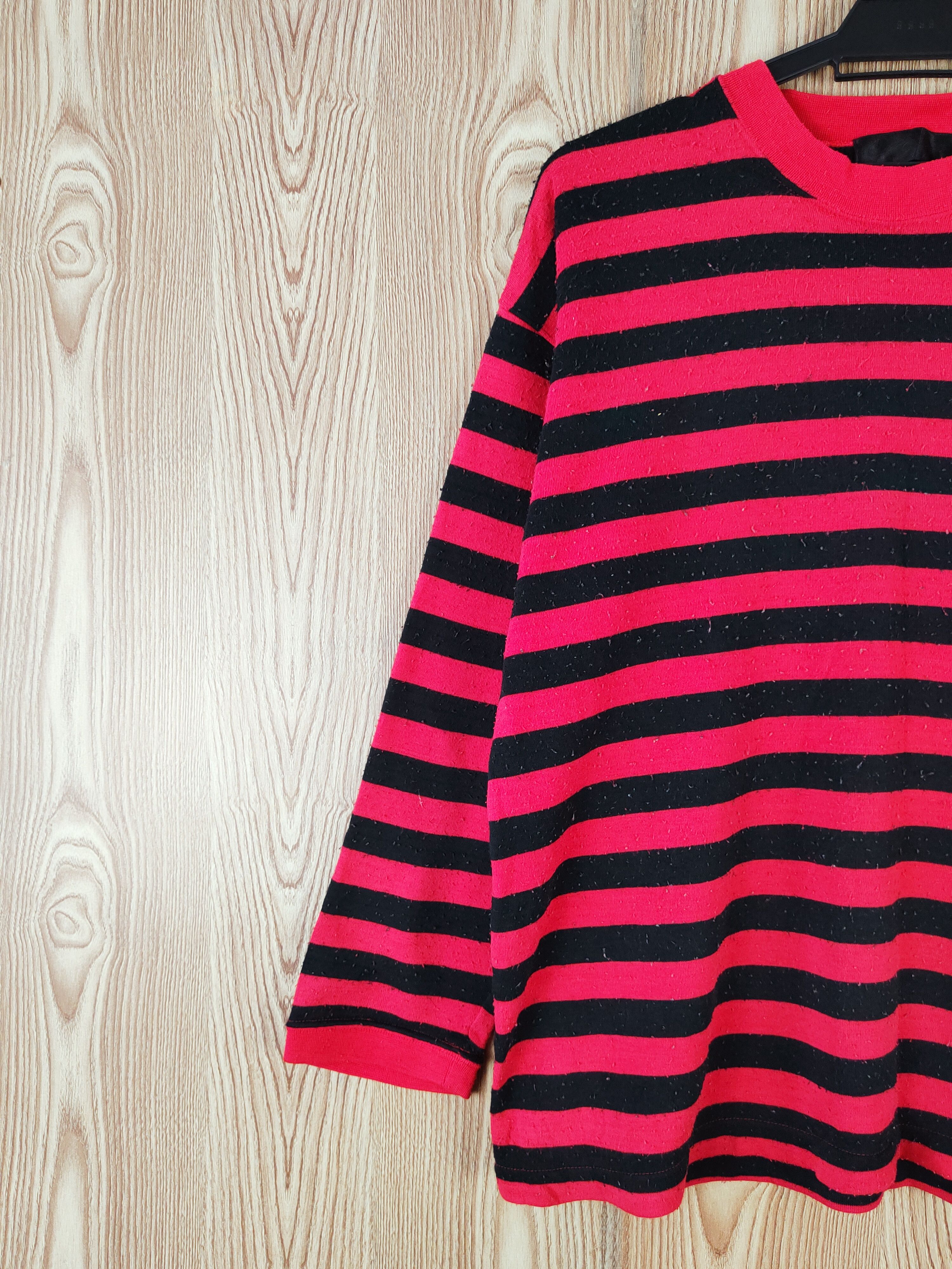 Japanese Brand × Vintage Japanese Brand Red Black Stripe Long Sleeve T-shirts Size L / US 10 / IT 46 - 3 Thumbnail