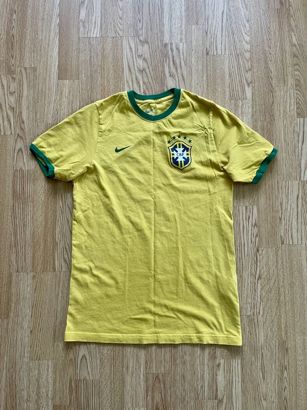 Nike Nike Brazil National Team Vintage Football Tee Size US L / EU 52-54 / 3 - 1 Thumbnail