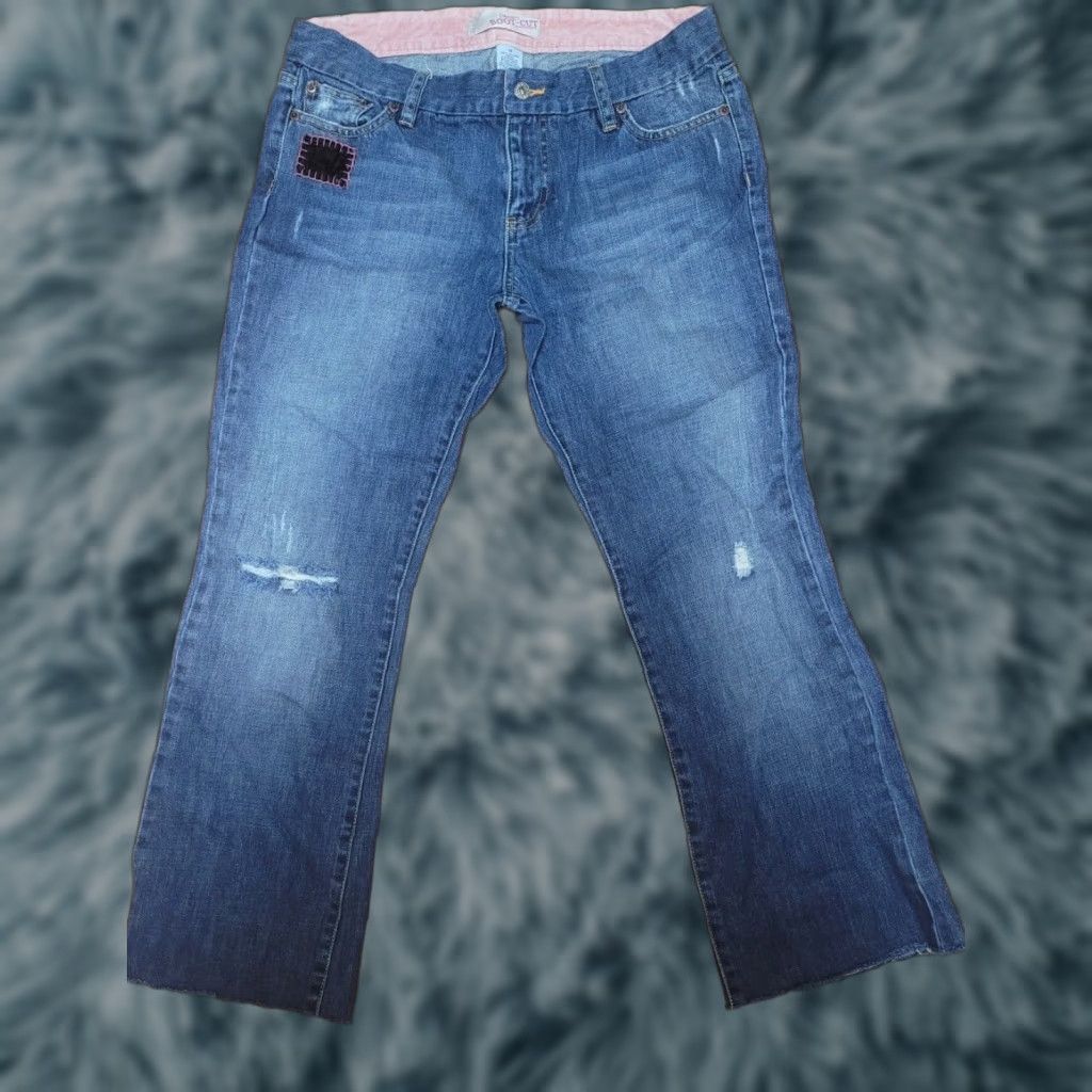 Old Navy Old Navy Womens Size 10 Boot Cut Denim Blue Jeans Low Waist Frayed Patch Nice Size 32" / US 10 / IT 46 - 1 Thumbnail