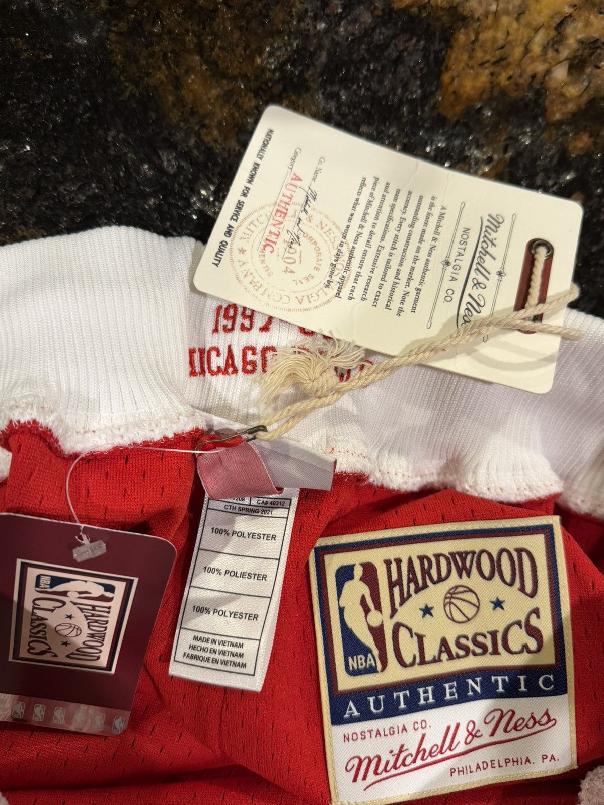 Mitchell & Ness Mitchell & Ness NBA Chicago Bulls Red Basketball Shorts Size US 34 / EU 50 - 13 Thumbnail