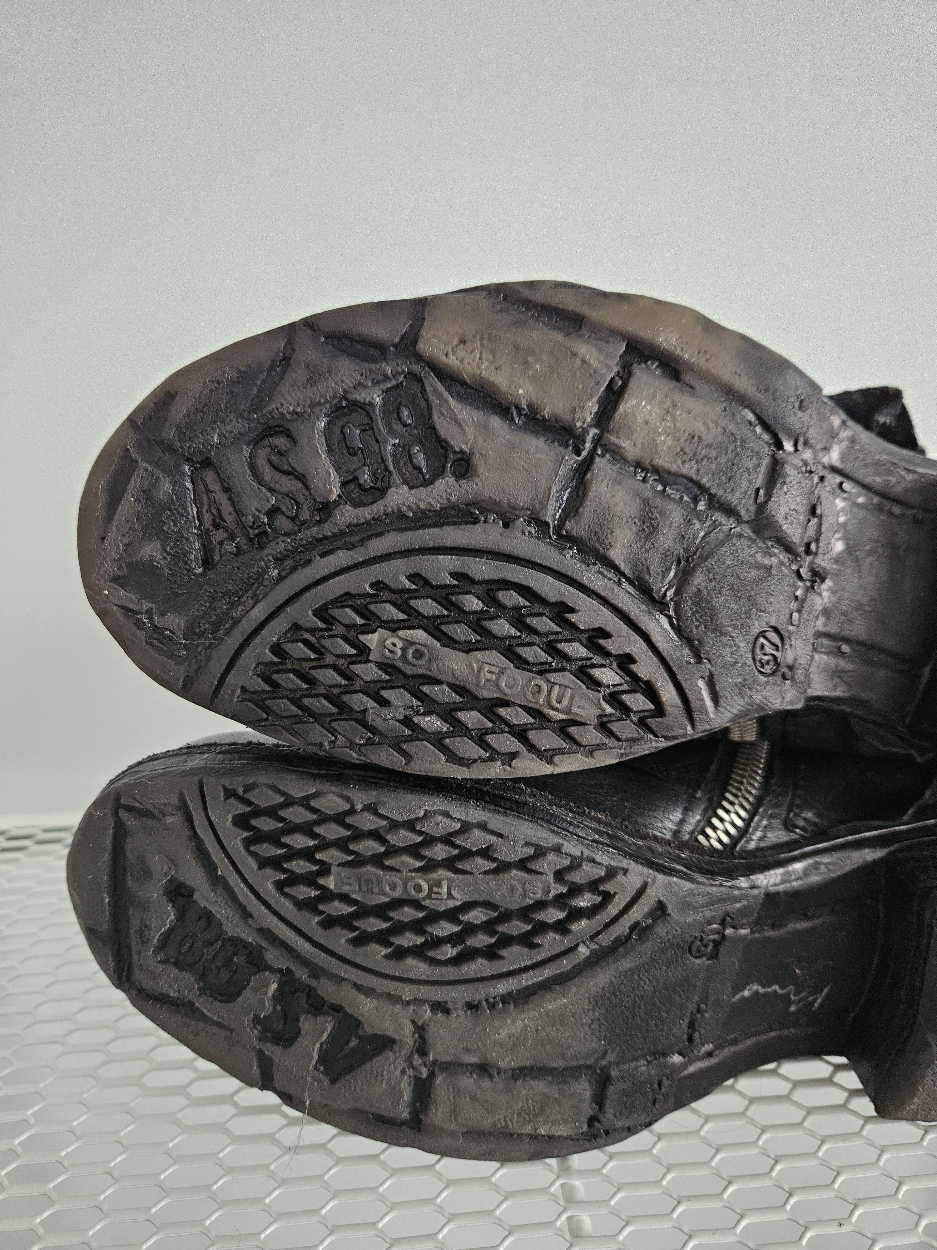 A.S.98 Archive AS98 black layered leather side zip ankle boots Size US 7 / IT 37 - 12 Thumbnail
