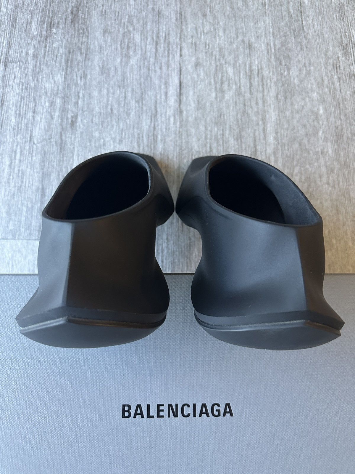 Balenciaga Balenciaga Space Shoe Matte Black Size US 10 / EU 43 - 12 Thumbnail