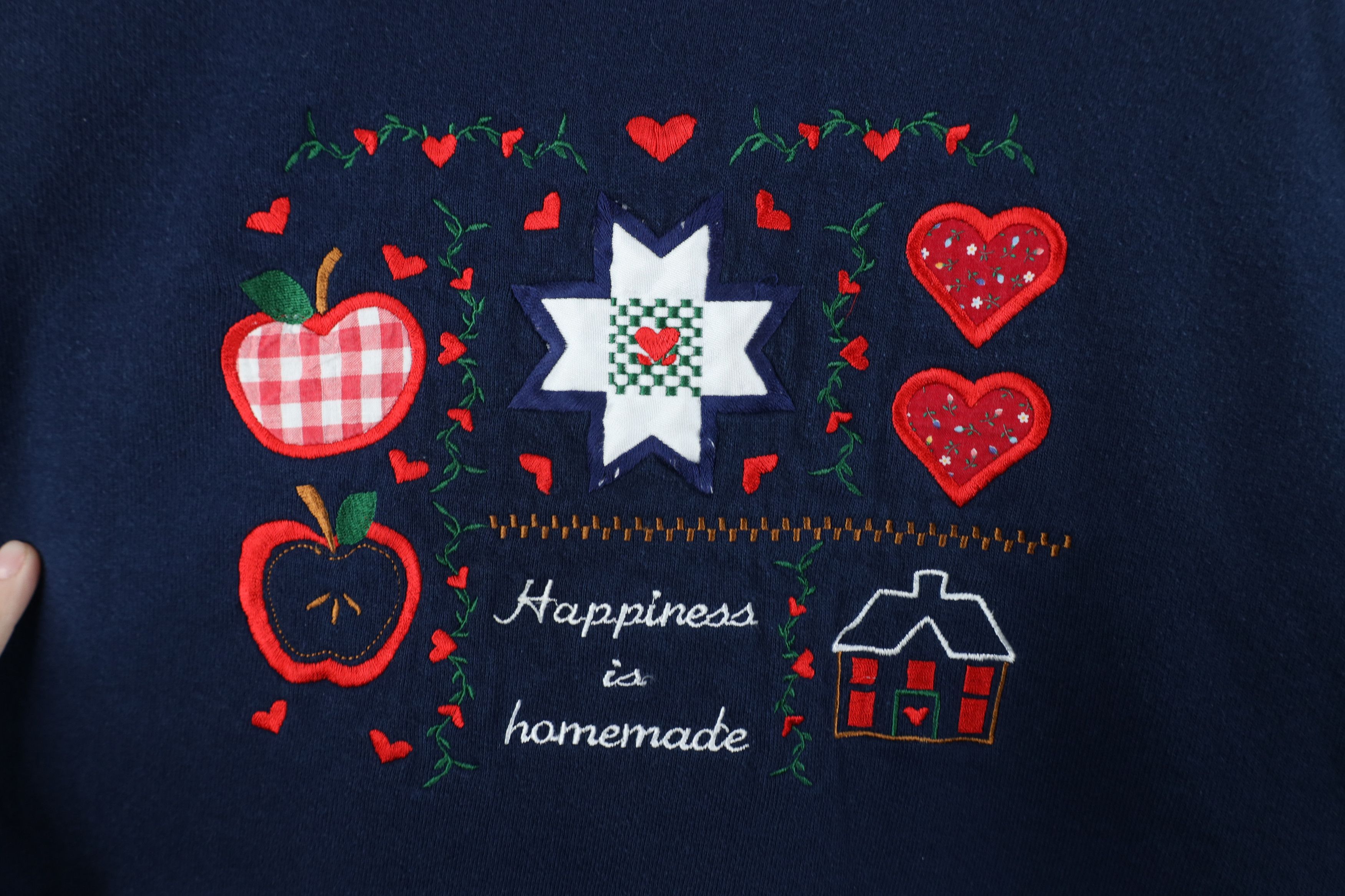 Vintage Vintage 90s Streetwear Country Farmhouse Apple Sweatshirt Size XL / US 12-14 / IT 48-50 - 4 Thumbnail