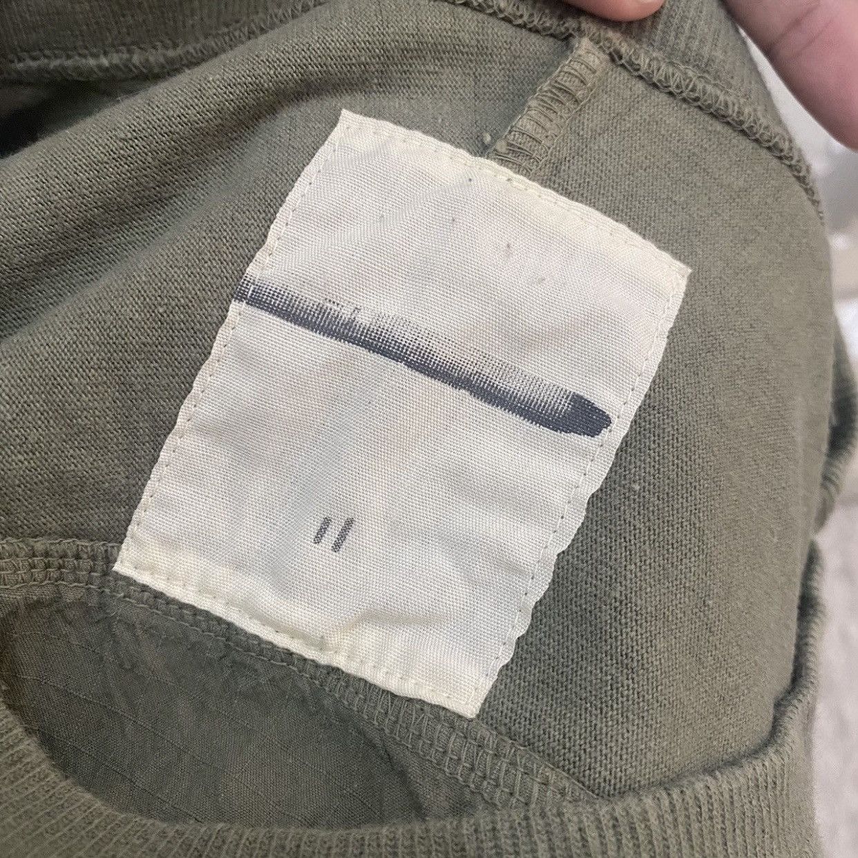 Japanese Brand Balance Co. Japan Lifestyle Minimalist Logo T-Shirt Olive Size US XL / EU 56 / 4 - 8 Thumbnail