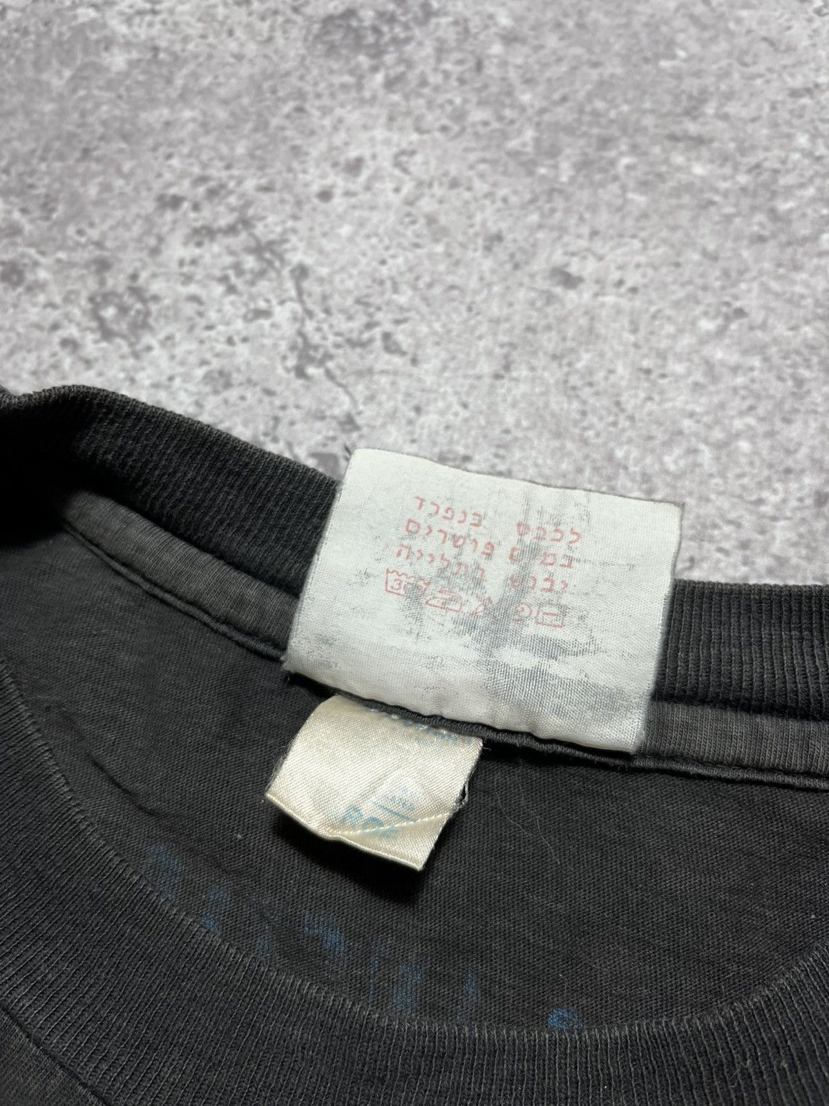 Band Tees Vintage 90's "PÈRE-LACHAISE NOT DEAD MORRISON PARIS FRANCE" Size US L / EU 52-54 / 3 - 16 Thumbnail