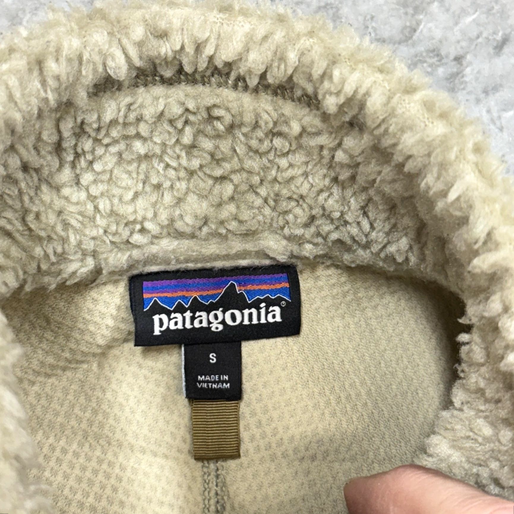 Patagonia Patagonia Jacket Mens Small Beige Blue Retro X Sherpa deep pile fleece zip Size US S / EU 44-46 / 1 - 4 Thumbnail