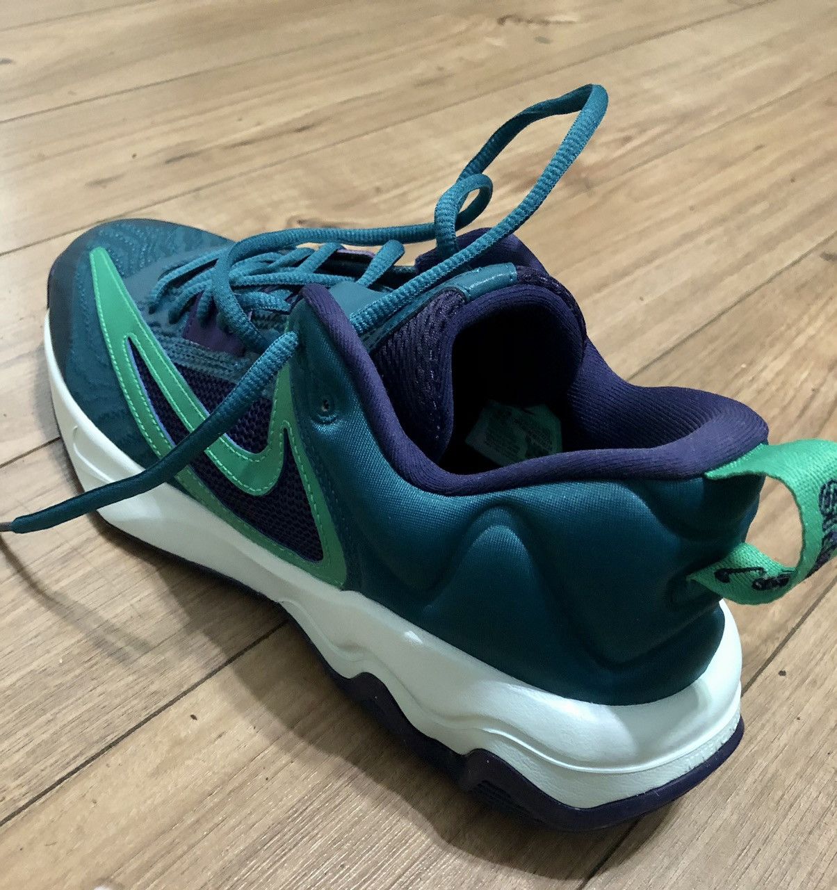 Nike GIANNIS IMMORTALY 3 Size US 10 / EU 43 - 7 Thumbnail
