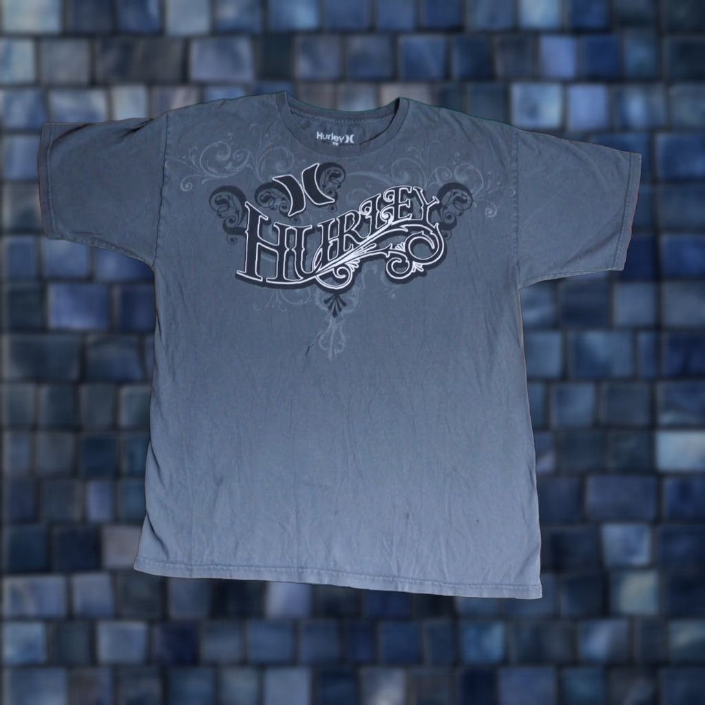 Hurley Hurley T-Shirt Mens L Gray Graphic Print VTG Y2k 2000s Grunge Logo Crew Neck Short Sleeve Size US L / EU 52-54 / 3 - 1 Thumbnail