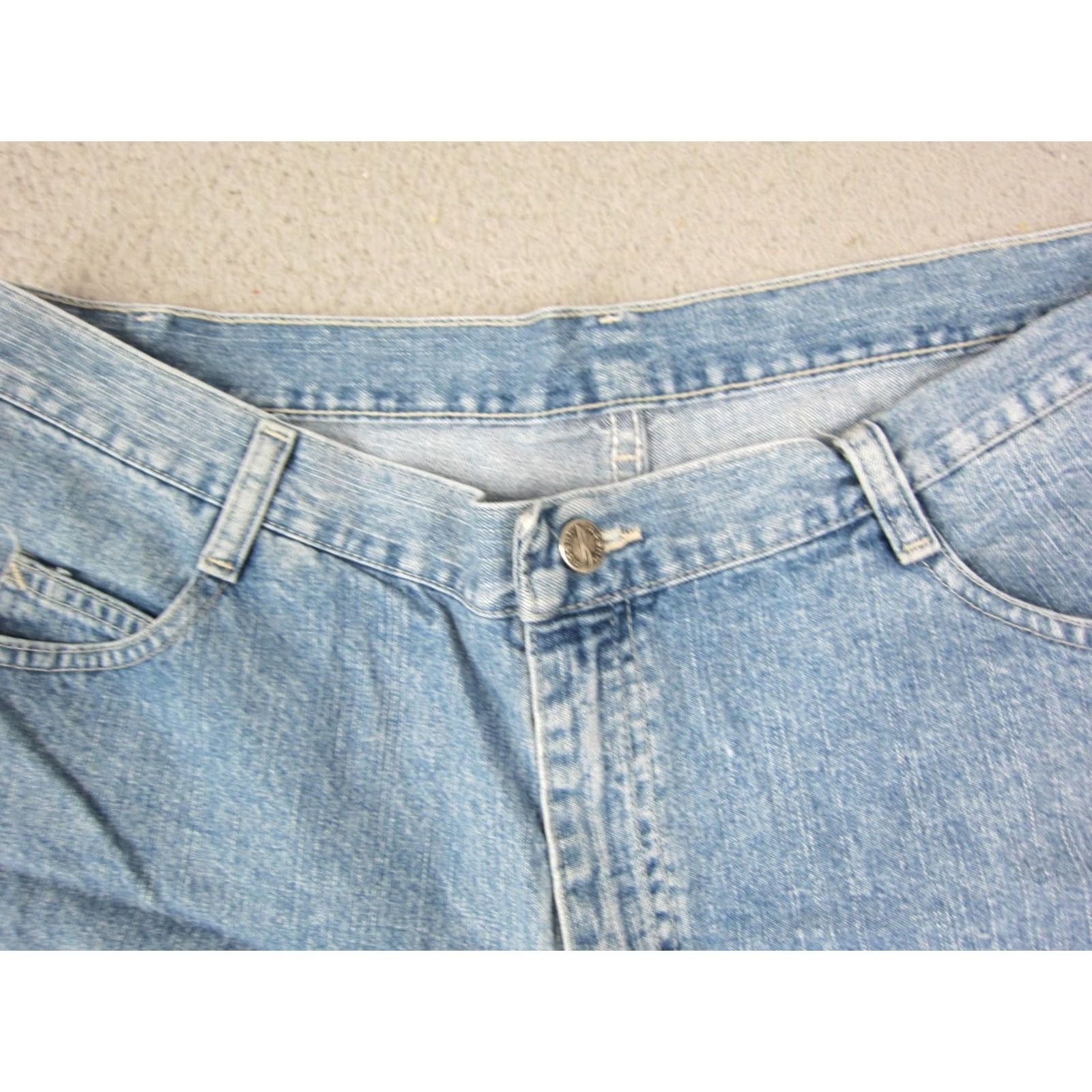 Lee VINTAGE Lee Riders Shorts Jeans Womens 18 Blue Denim Mom Jorts 90s Classic Lee Shirt? Size 40" / US 18 - 2 Thumbnail