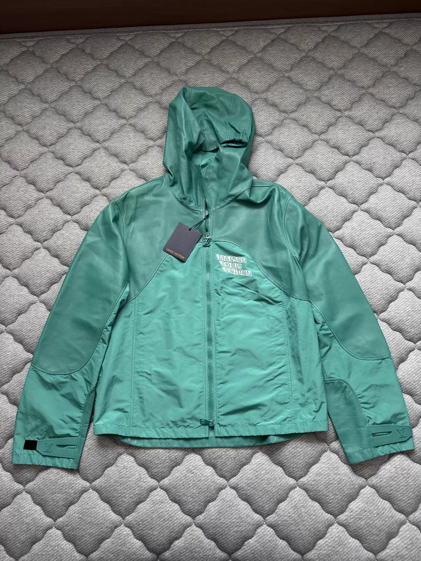 Louis Vuitton LV Maison Phantom Leather-Paneled Zip Hoodie 46 Size US S / EU 44-46 / 1 - 1 Thumbnail