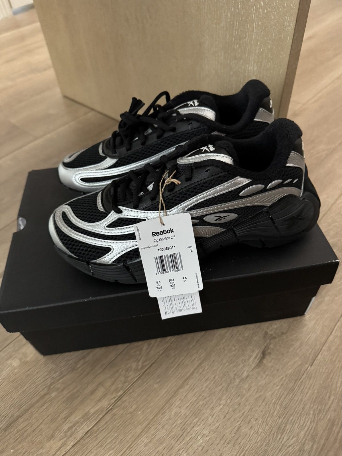 Guizio Guizio X Reebok Zig Kinetica 2.5 Size US 5.5 / IT 35.5 - 3 Thumbnail