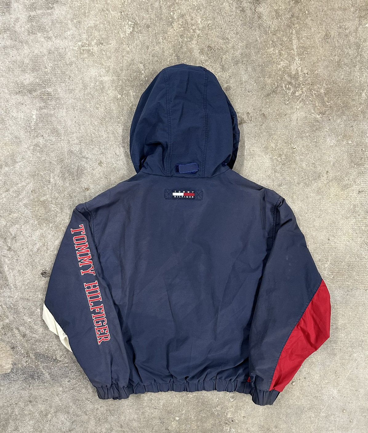 Tommy Hilfiger Vintage 90s Tommy Hilfiger Sleeve Spell Out Jacket USA Size US M / EU 48-50 / 2 - 2 Thumbnail