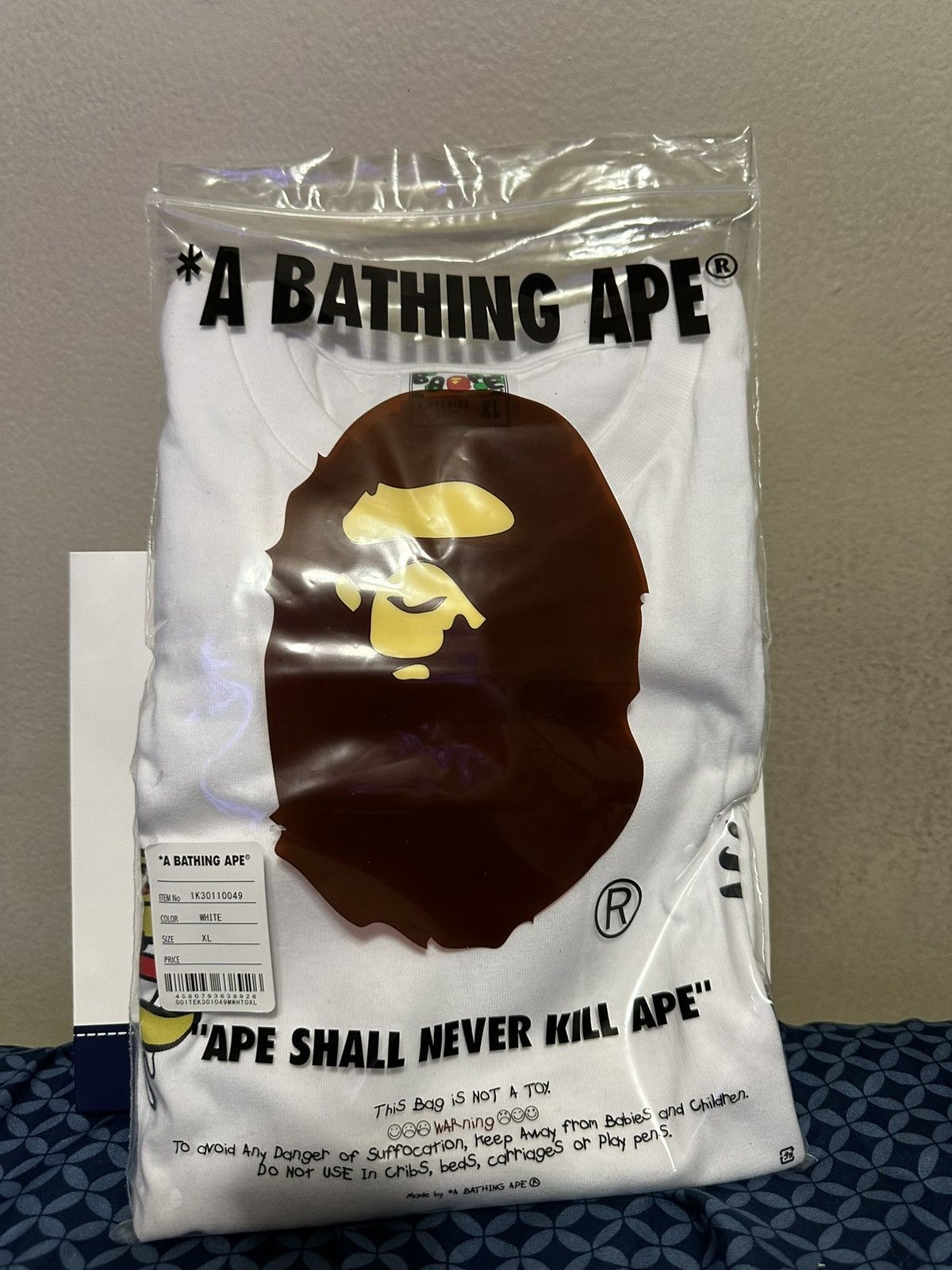 Bape Souvenir Graphic Tee Size US XL / EU 56 / 4 - 1 Thumbnail