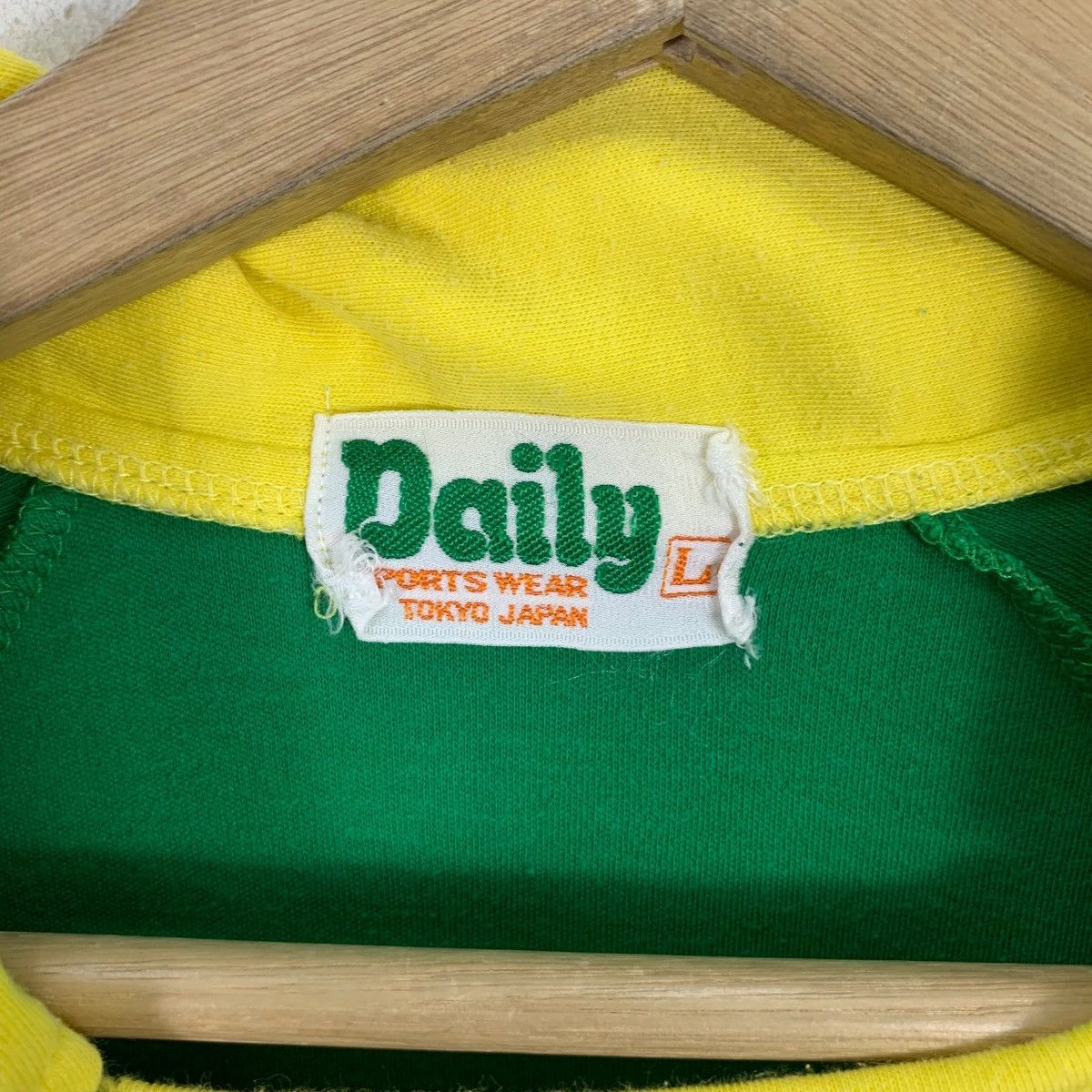 Vintage Vintage 80’ JAPAN BRAZIL JERSEY Sportswear Tee Shirt Top Size US L / EU 52-54 / 3 - 7 Thumbnail