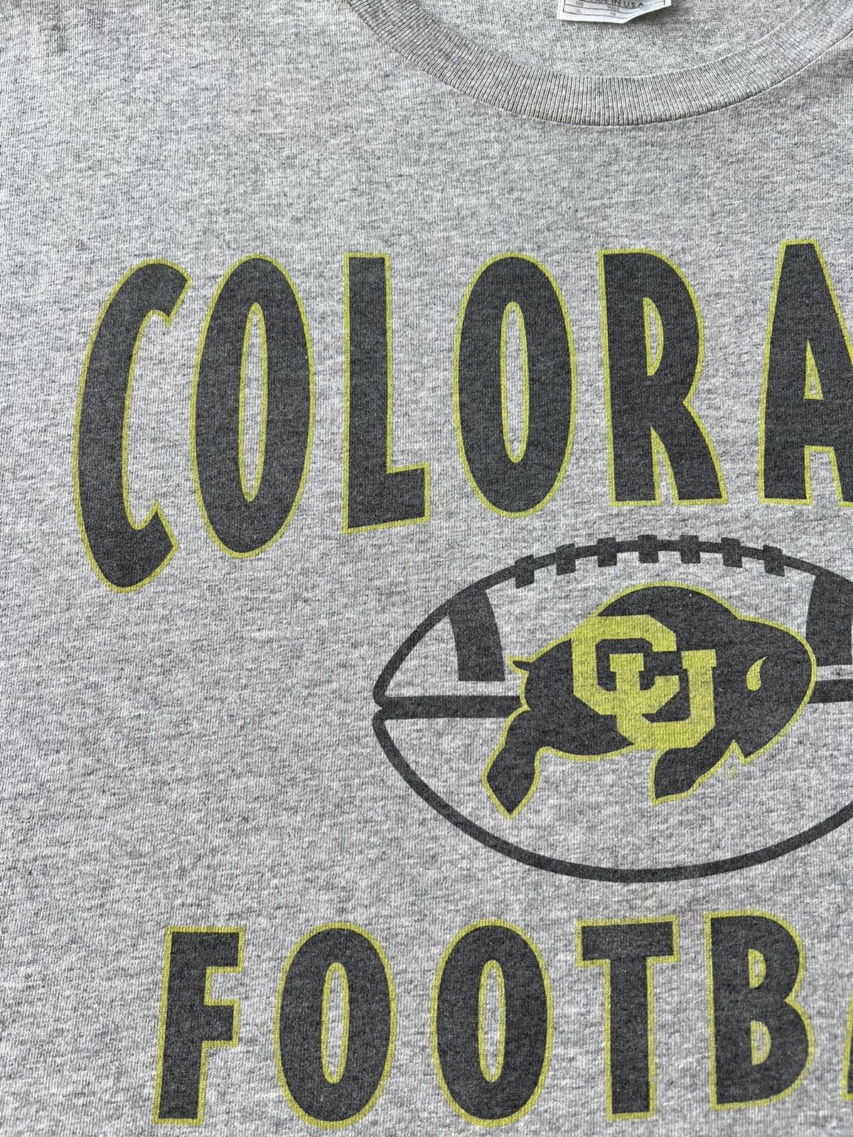 Vintage 90s Nike Colorado Buffaloes Football NCAA T-shirt