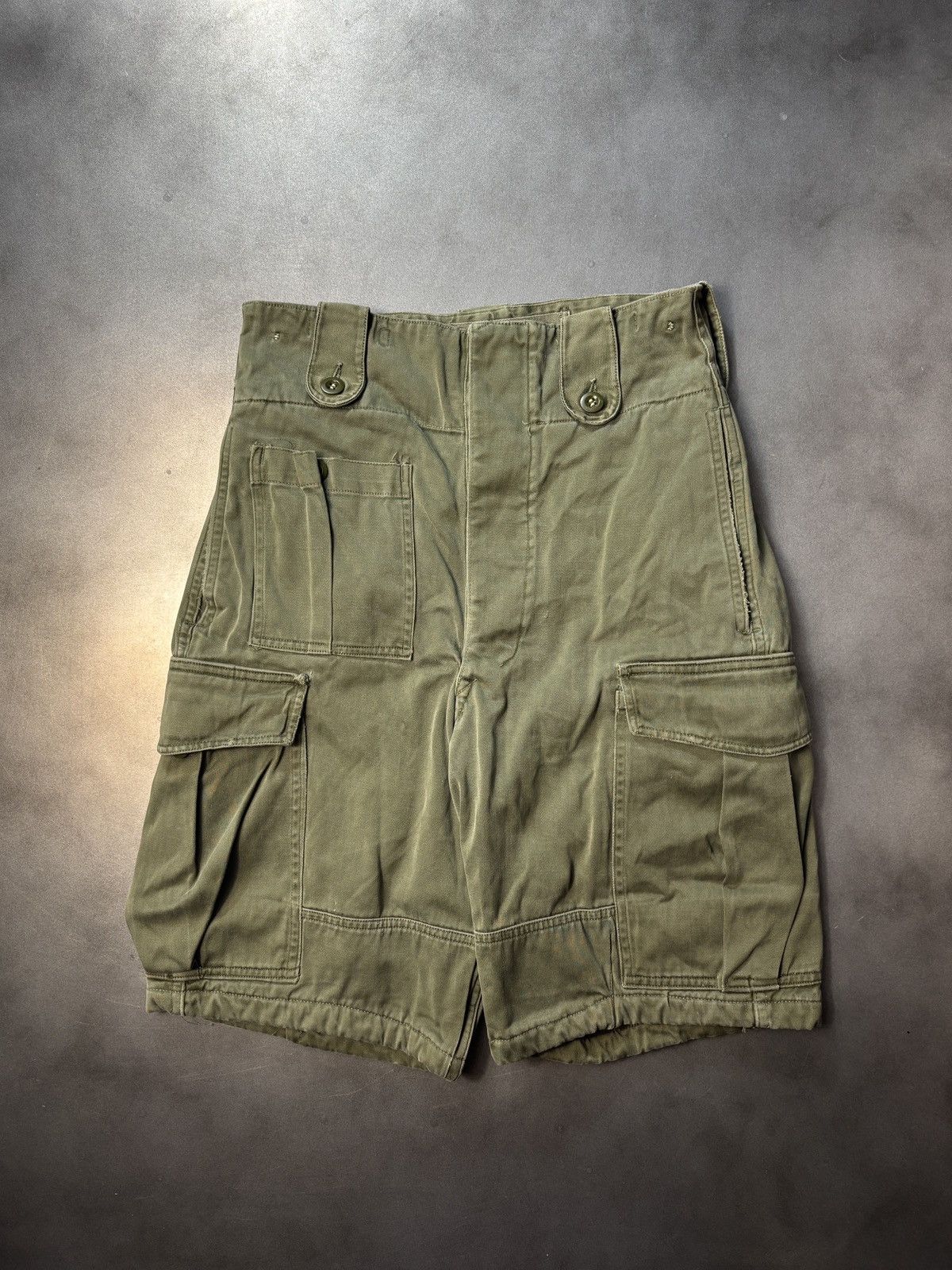Vintage 1960s Vintage Dutch Military Cargo Shorts Heavy Duty Utility Size US 26 / EU 42 - 2 Thumbnail