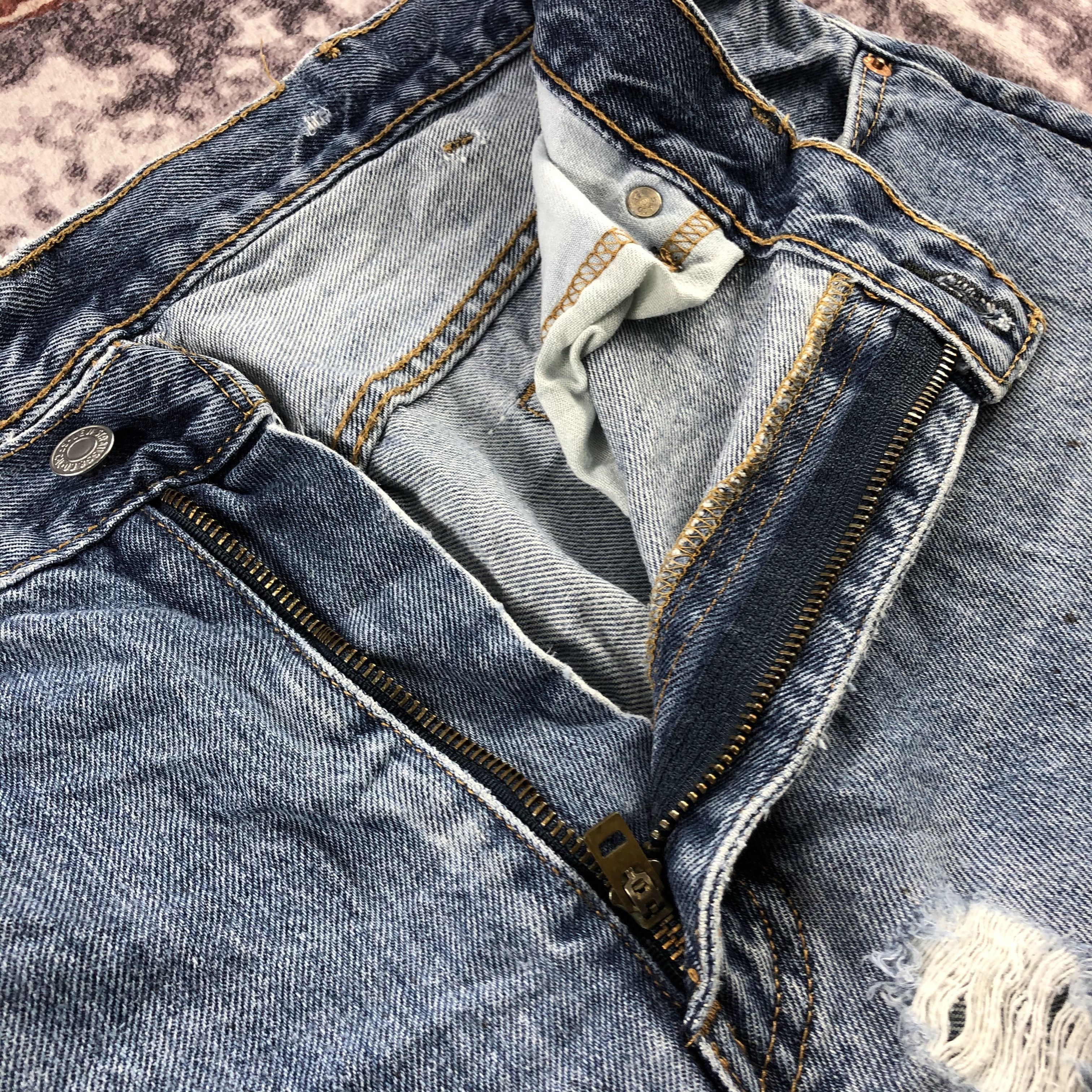 Levi's × Vintage Vintage Blue Wash Levis 517 Flare Jeans-JM2979 Size US 37 - 12 Thumbnail
