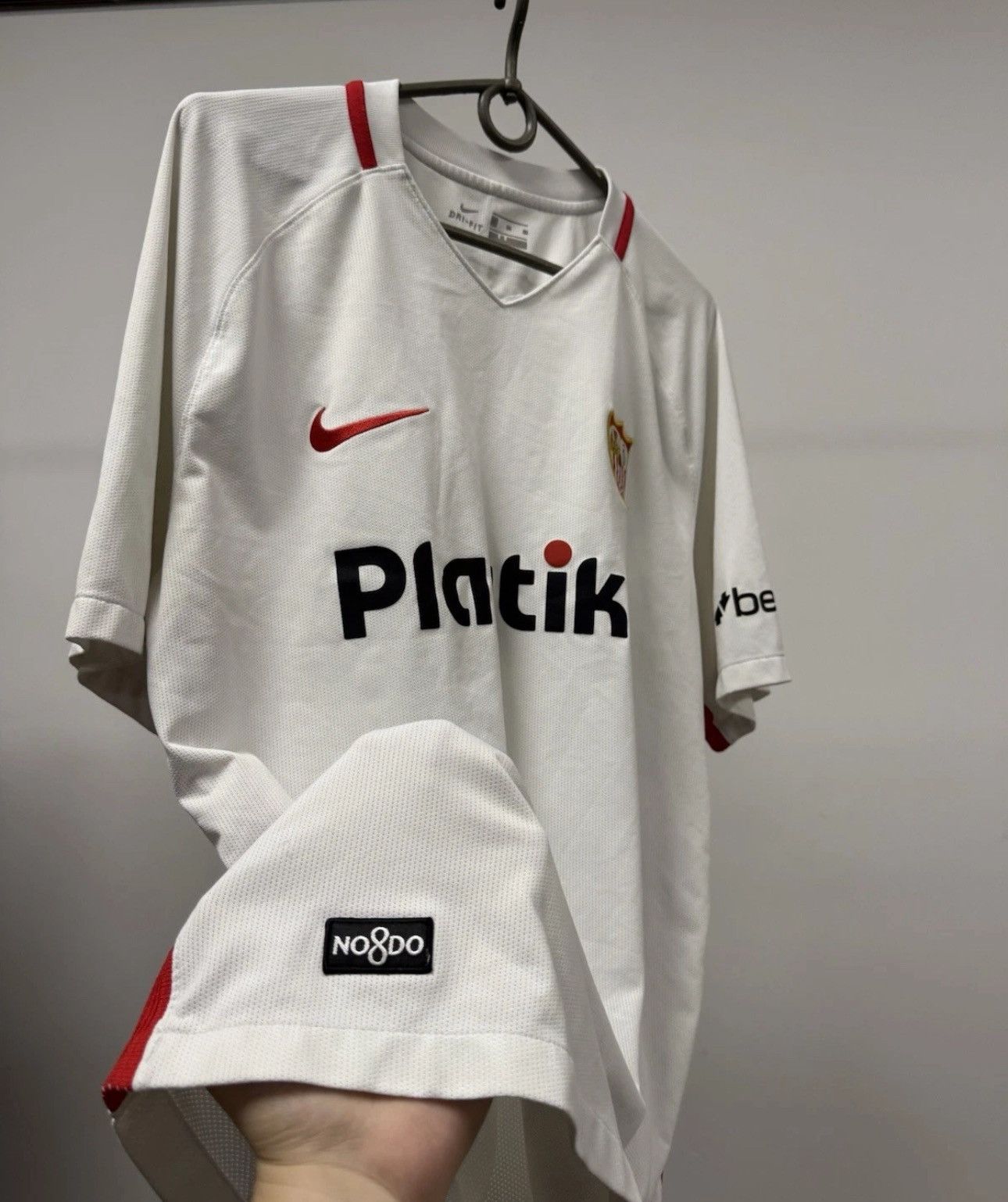 Nike Nike Sevilla Jersey 2018/2019 Home Shirt White Playtika Size US XL / EU 56 / 4 - 6 Thumbnail