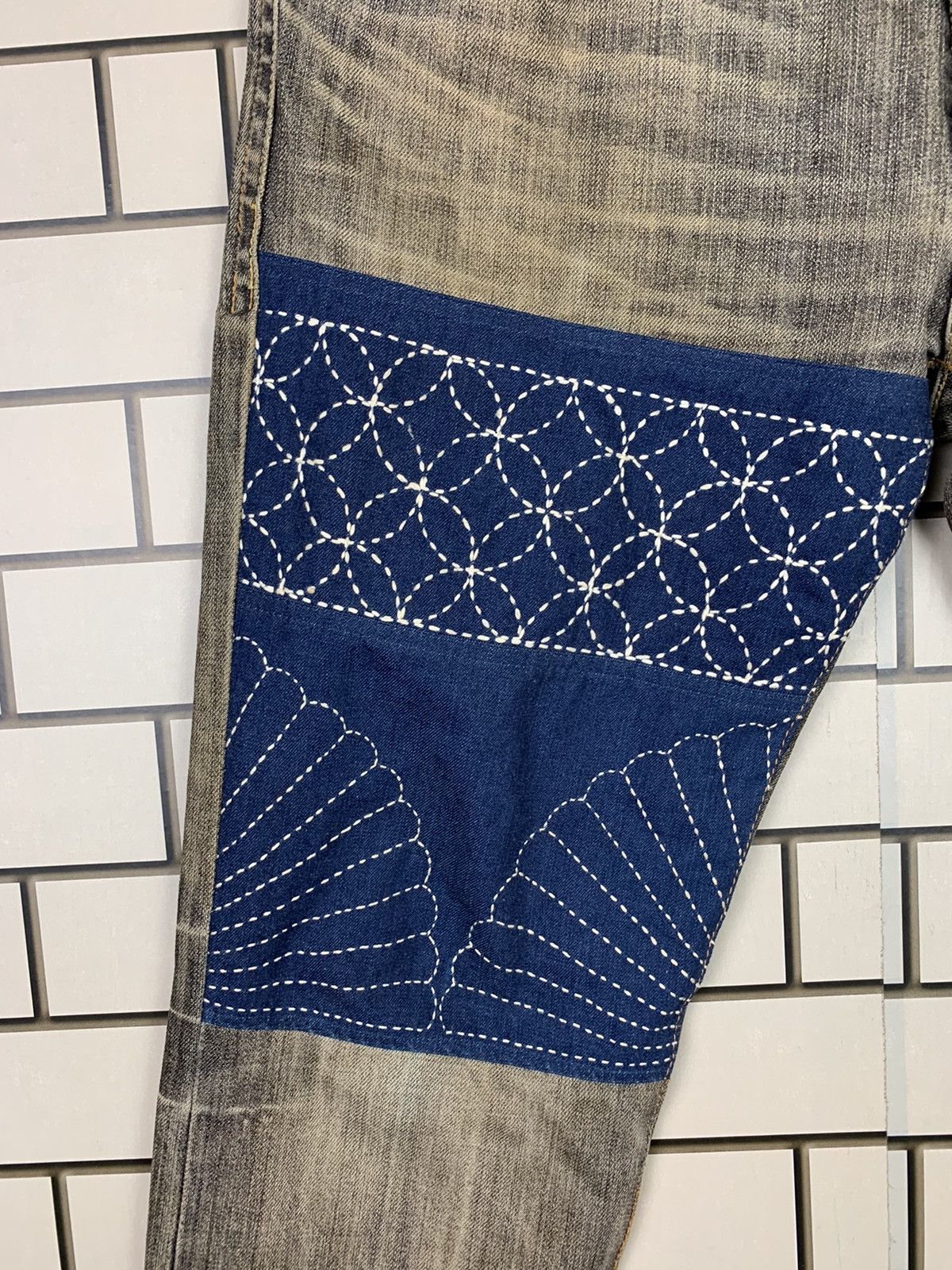 Guess Vintage Guess Custom Patchwork Distressed Denim Pants Size US 35 - 6 Thumbnail