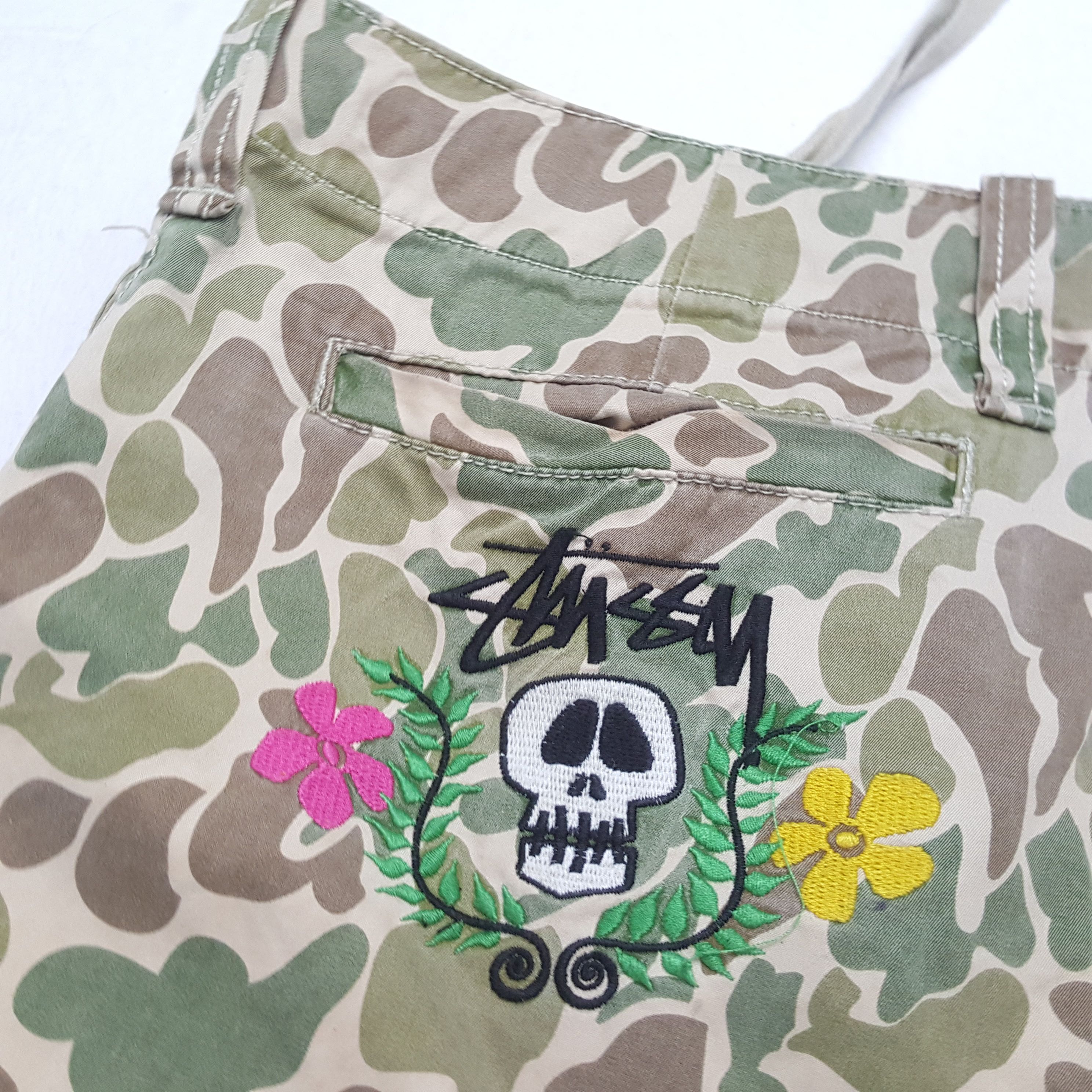 Stussy × Vintage Vintage STUSSY Streetwear Skateboard Logo Style Short Pants Size US 32 / EU 48 - 12 Thumbnail