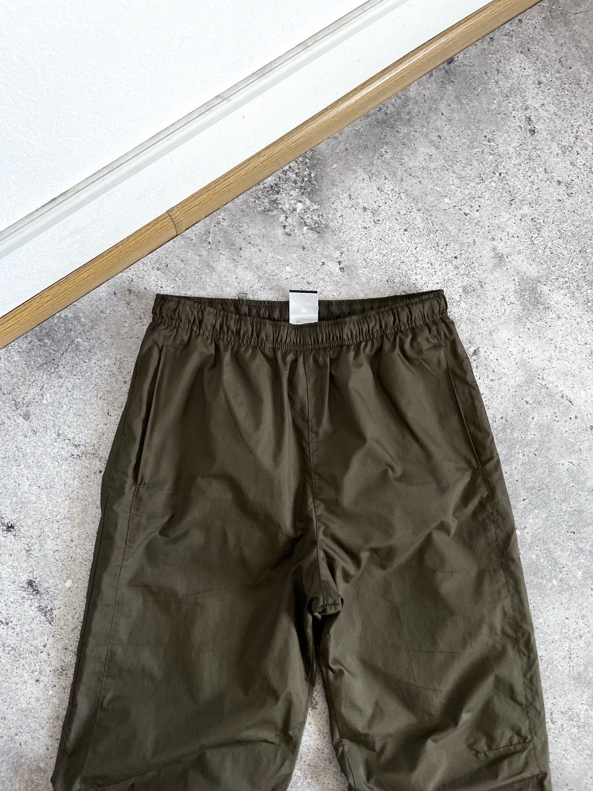 Nike Y2K Nike Mini Swoosh Windbreaker Sweatpants Size US 32 / EU 48 - 4 Thumbnail