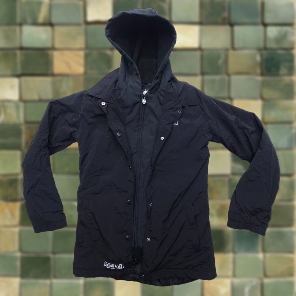 Vintage Lurking Class Sketchy Tank Snowboard Jacket Womens S Black Snap Zip Hoodie Size S / US 4 / IT 40 - 1 Thumbnail