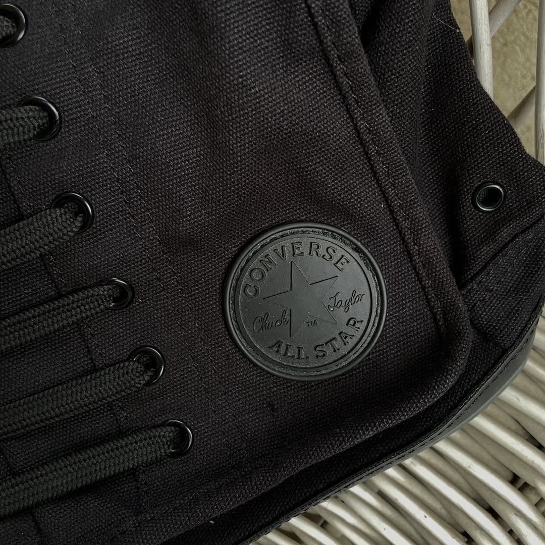 Converse Archive Bag 2000s Sneaker Sole Messenger Converse All Star Size ONE SIZE - 11 Thumbnail