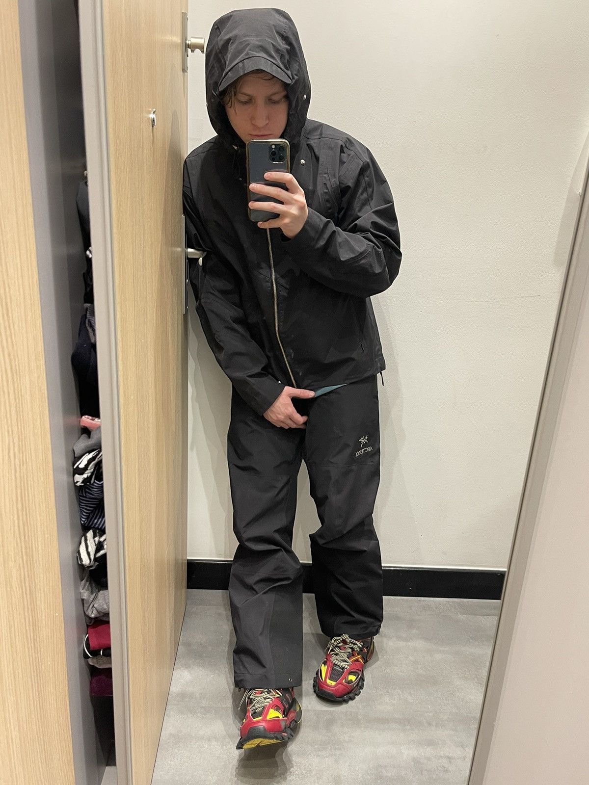 Arc'teryx Arc'Teryx Beta AR Technical Full Zipped Black Ski Pants Size US 32 / EU 48 - 4 Thumbnail