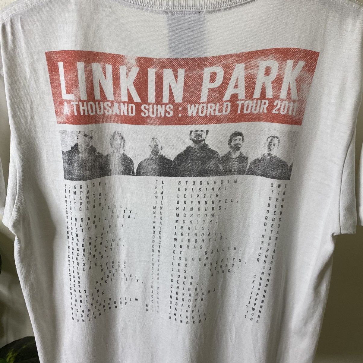 Band Tees Y2K Linkin Park A Thousand Suns World Tour 2011 T Shirt Size US M / EU 48-50 / 2 - 7 Thumbnail