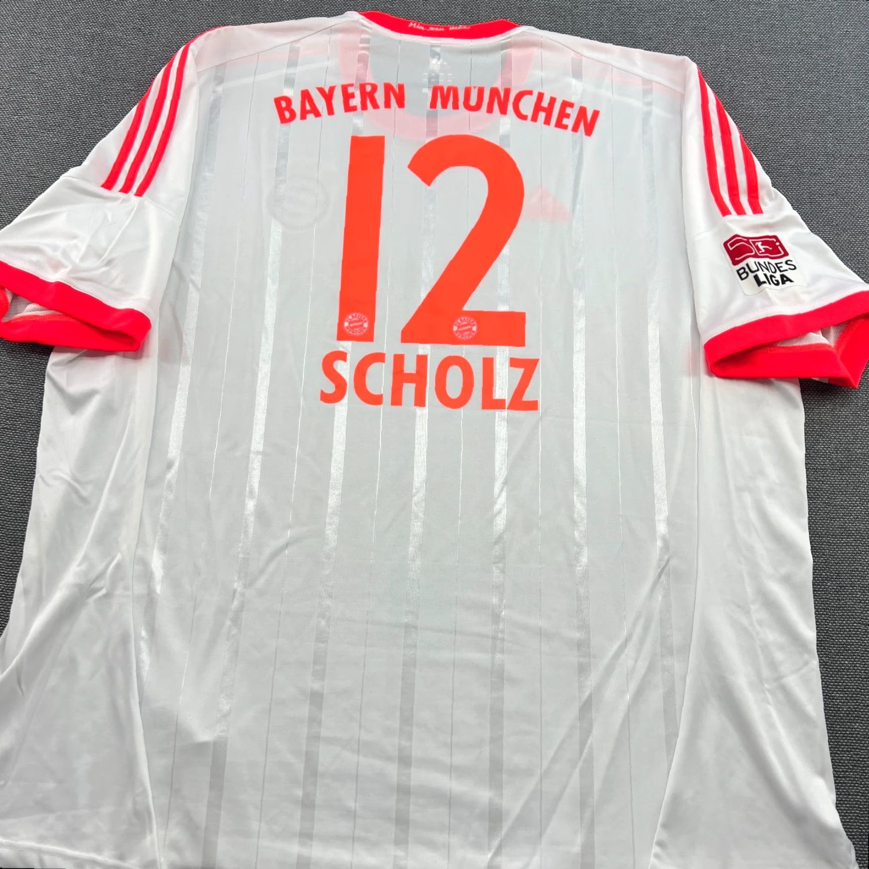 Adidas adidas Bayern Munich Shirt 3XL White Mens Soccer Jersey Size US XXL / EU 58 / 5 - 7 Thumbnail