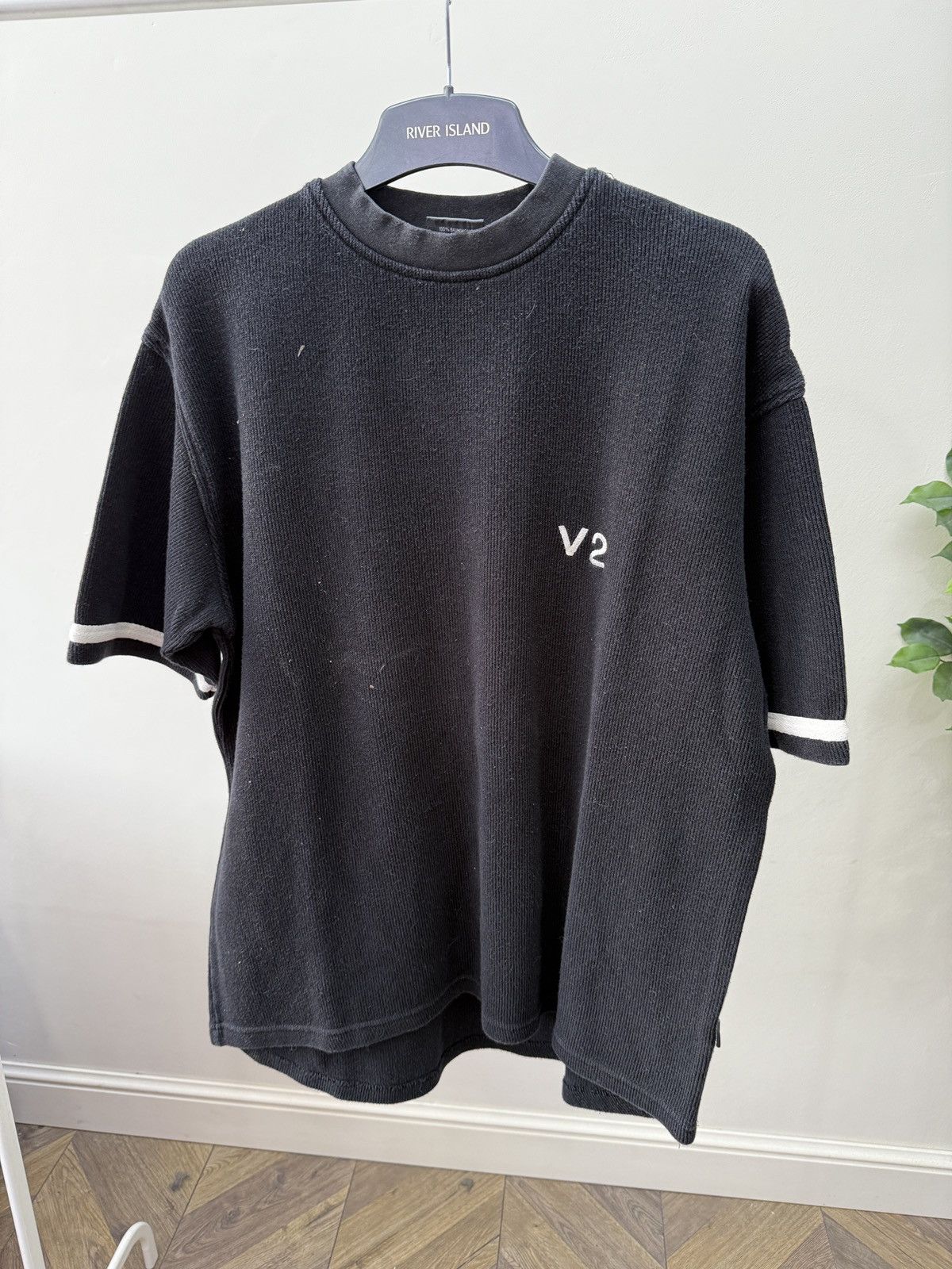 Versace Jeans Couture VINTAGE VERSACE JEANS COUTURE V2 T-SHIRT Size US L / EU 52-54 / 3 - 4 Thumbnail