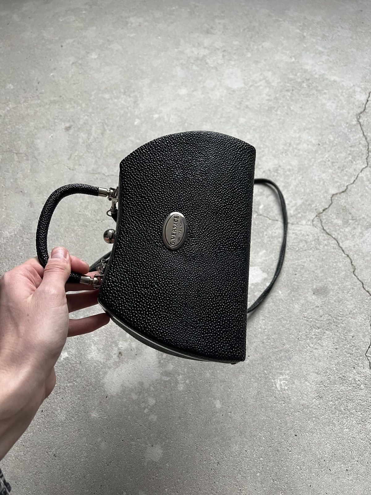 Versace × Vintage Rare Vintage Antique G.Versace hand bag 70s Italy Size ONE SIZE - 7 Thumbnail