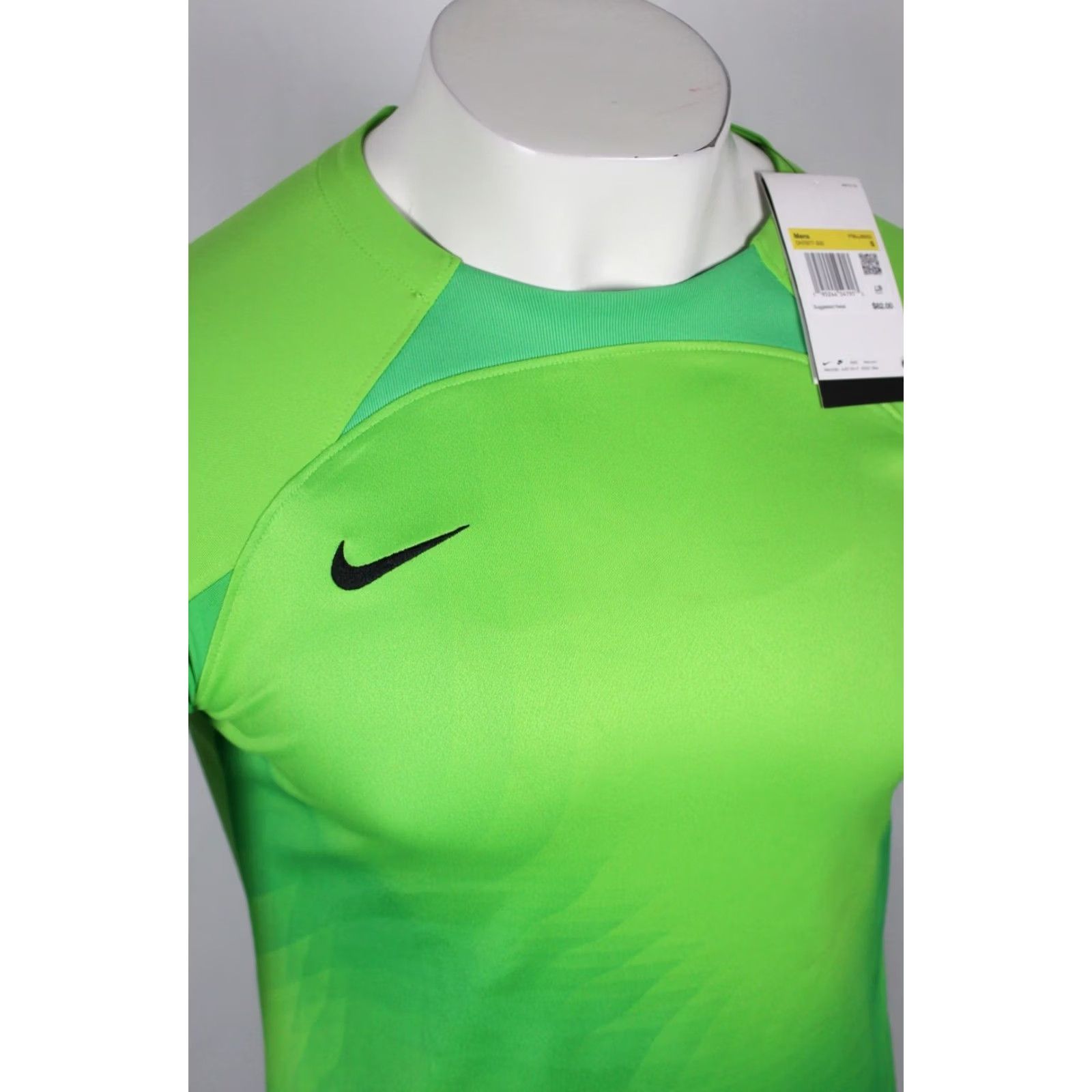 Nike Nike Men's Soccer Dri Fit Long Sleeve Jersey GK Gardient IV Slim Green Shirt SS7 Small Mens Soccer Jersey Green Slim Fit Size US S / EU 44-46 / 1 - 3 Thumbnail
