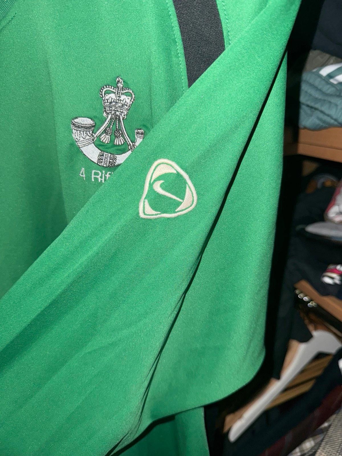 Nike Y2K Nike Fit FC Soccer Jersey Kit 4 Rifles Rare Sz XL ACG Size US XL / EU 56 / 4 - 6 Thumbnail