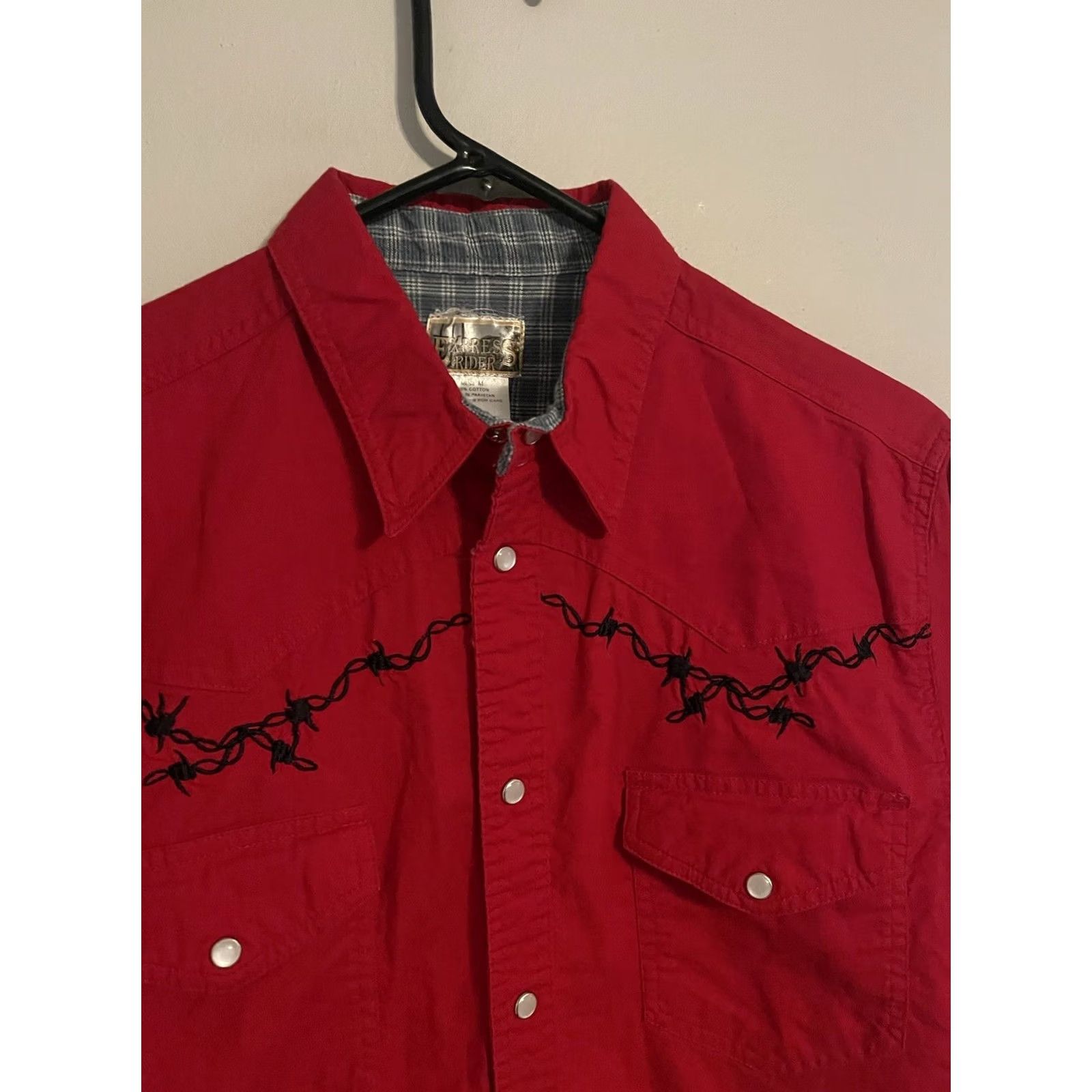 Express Express Rider Red Barbed Wire L/S Pearl Snap Western Cowboy Shirt Men's Medium Size US M / EU 48-50 / 2 - 2 Thumbnail
