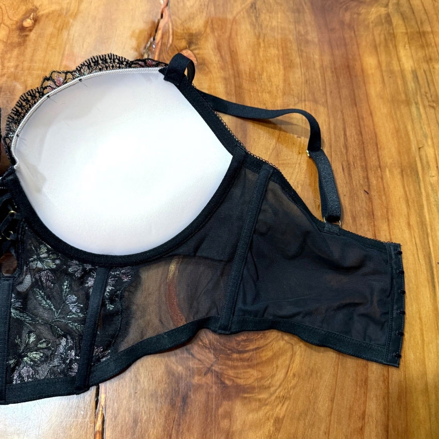 Victoria's Secret Victoria's Secret Very Sexy Push up Underwire Longline Floral Lace bra 36DD Women Size ONE SIZE - 4 Thumbnail