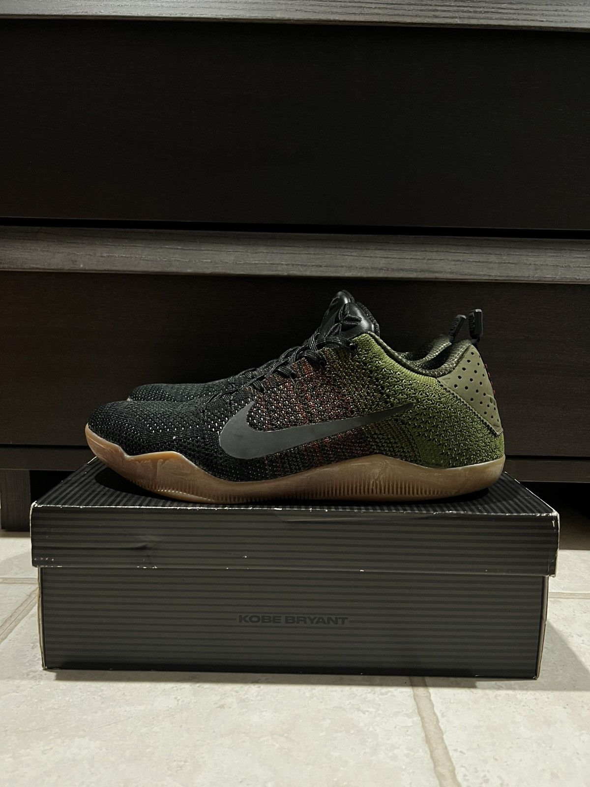 Nike Nike Kobe XI (11) Elite Low 4KB Black Horse Size US 11 / EU 44 - 1 Thumbnail