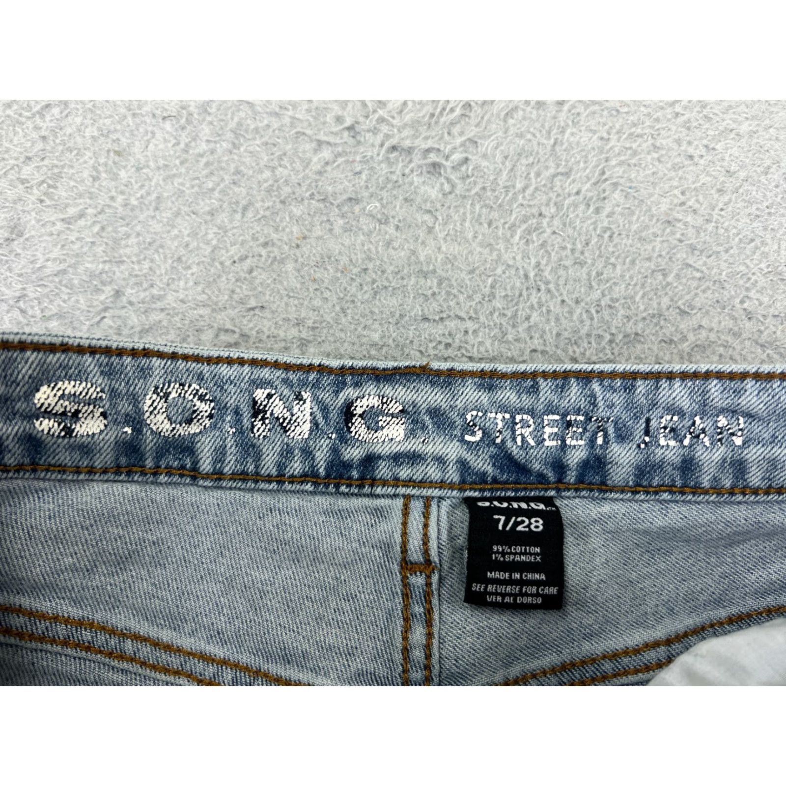 Vintage Song Shorts Womens Denim Short 26x6 Blue 7 High Rise Button Fly Cut-Off Cotton Street Casual 90s Womens Shoes? Size 28" / US 6 / IT 42 - 7 Thumbnail