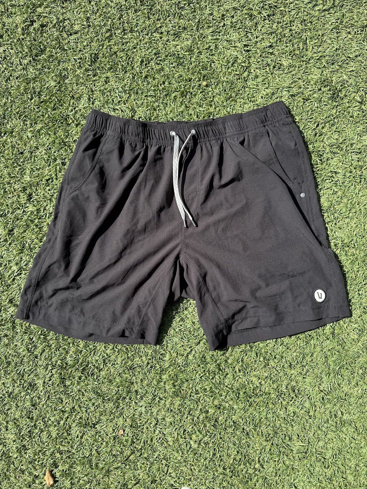 Vuori Vuori men's shorts Size US 36 / EU 52 - 1 Thumbnail