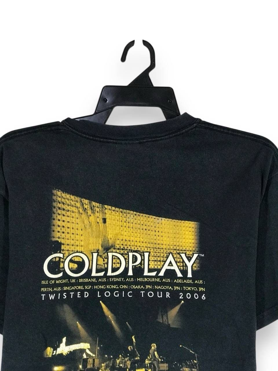 Band Tees × Vintage vintage 2006 coldplay tour twisted logic Size US M / EU 48-50 / 2 - 5 Thumbnail