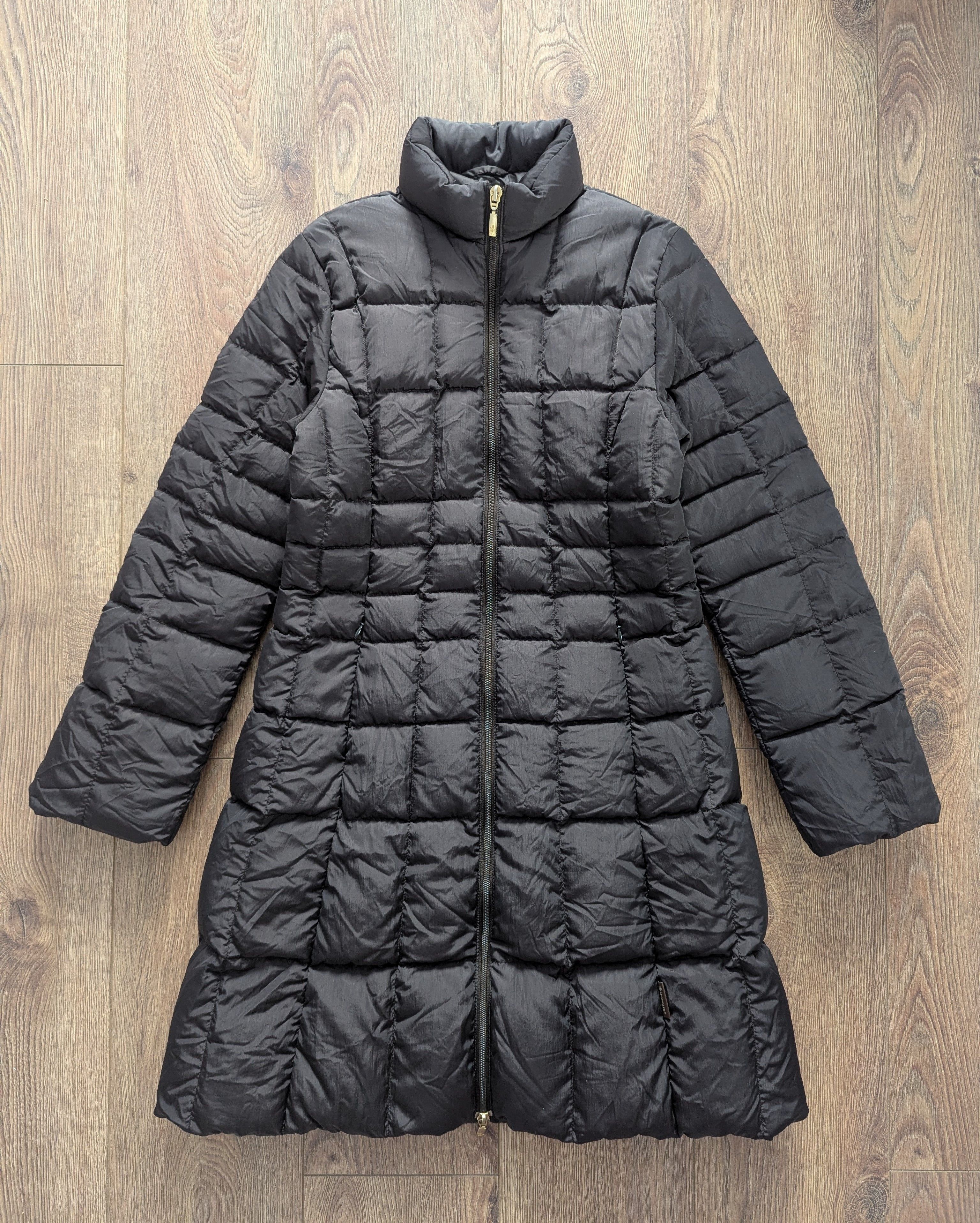 Moncler Vintage Moncler Women's Quilted Long Down Jacket Size 1 XS-S Size XS / US 0-2 / IT 36-38 - 19 Thumbnail