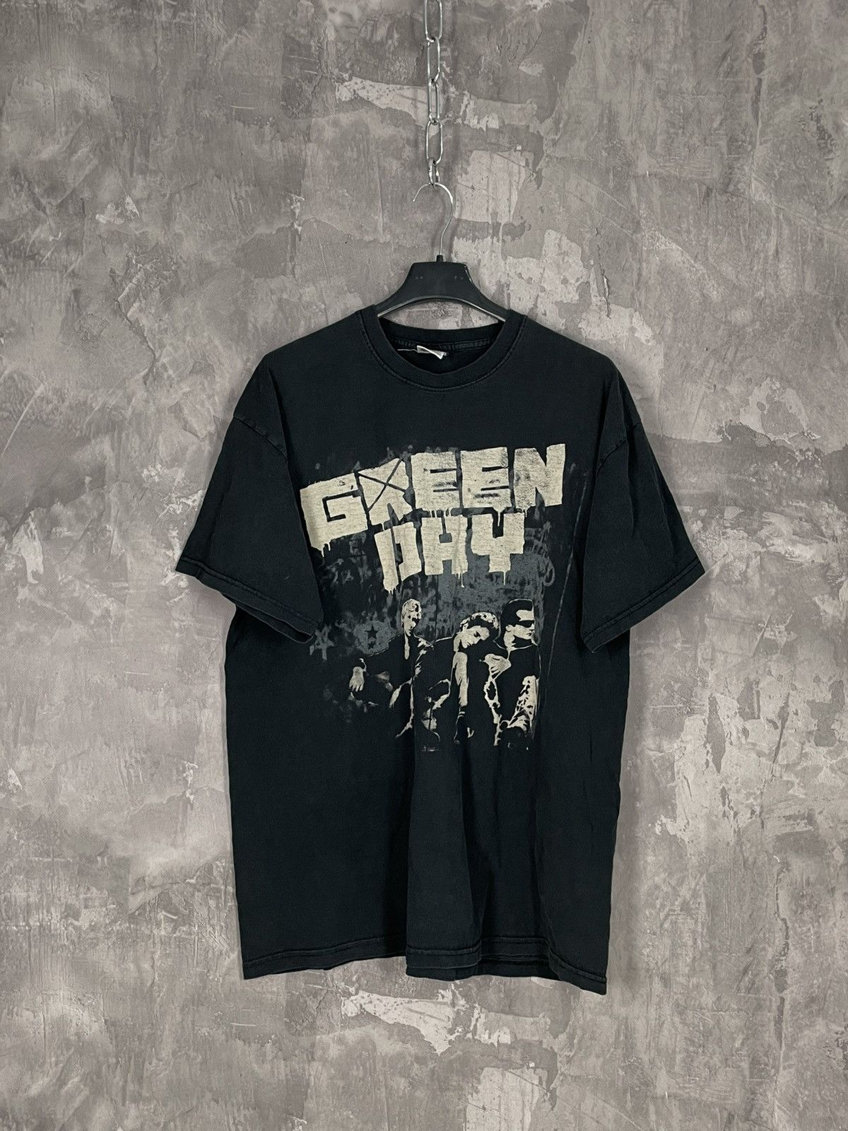 Band Tees × Vintage Green Day tour 2010 Vintage graphic band t shirt Black Size US L / EU 52-54 / 3 - 1 Thumbnail
