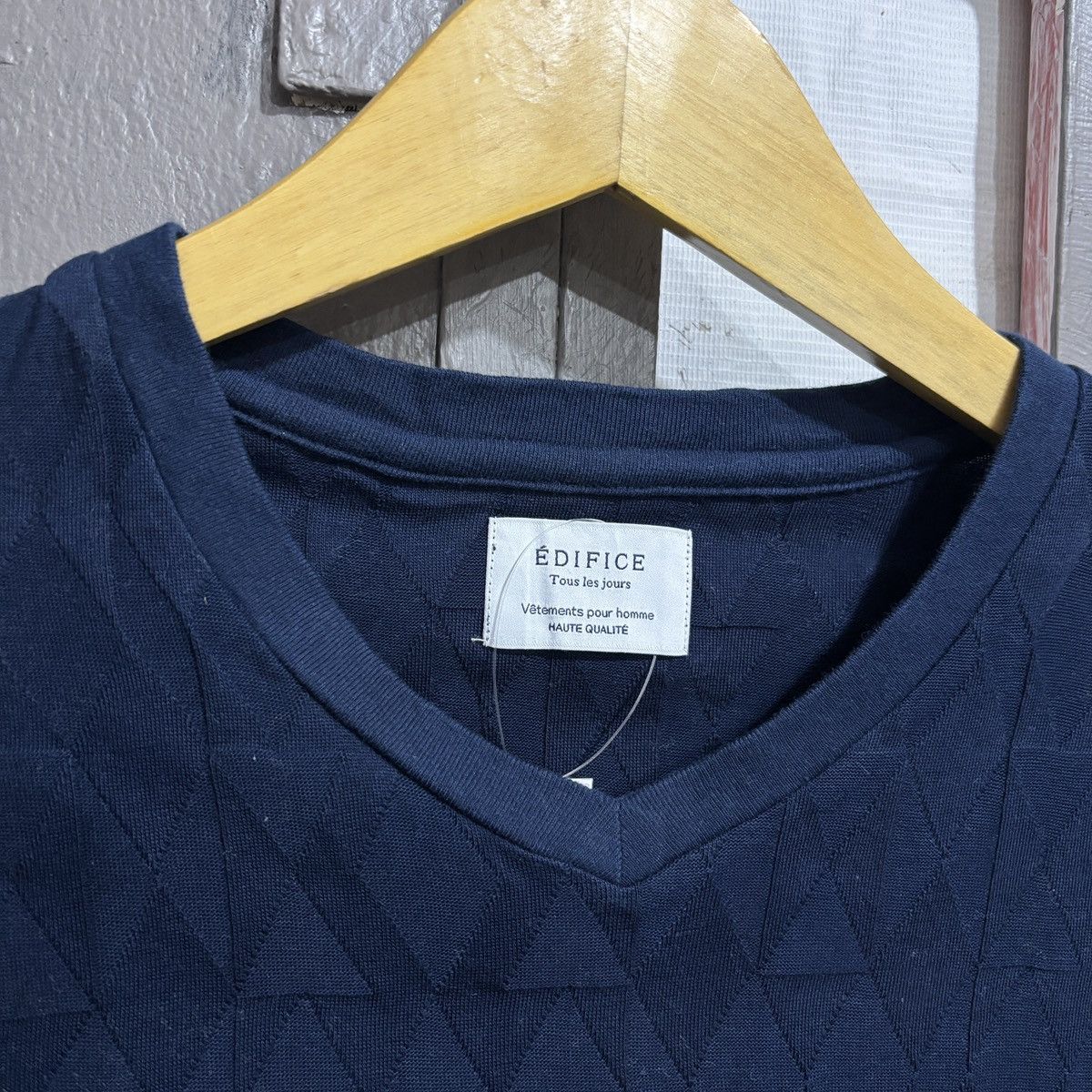 Japanese Brand Edifice V-Neck Tee Size US S / EU 44-46 / 1 - 3 Thumbnail