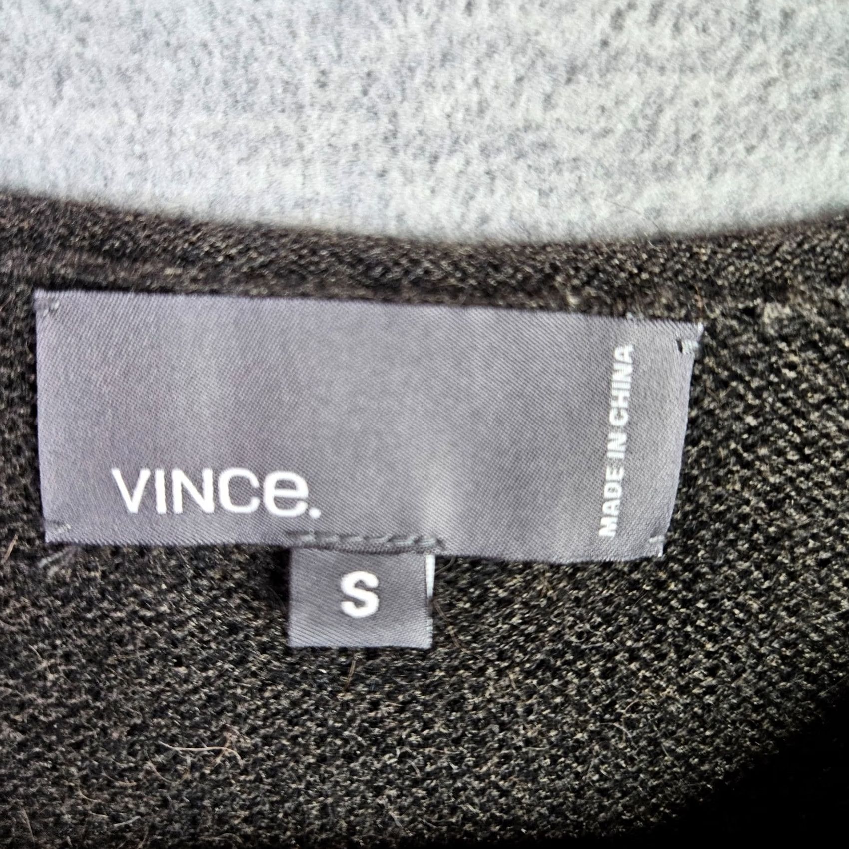 Vince Vince Women's Grey Crewneck Knit Sweater Size Small Pullover Comfort Casual Modern Fall Winter Spring Summer Size S / US 4 / IT 40 - 5 Thumbnail