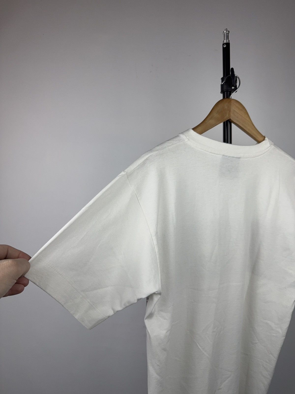 Vintage Retro 00s Dreamlike Australia Jenny Eastwood Art T-Shirt M Size US M / EU 48-50 / 2 - 13 Thumbnail