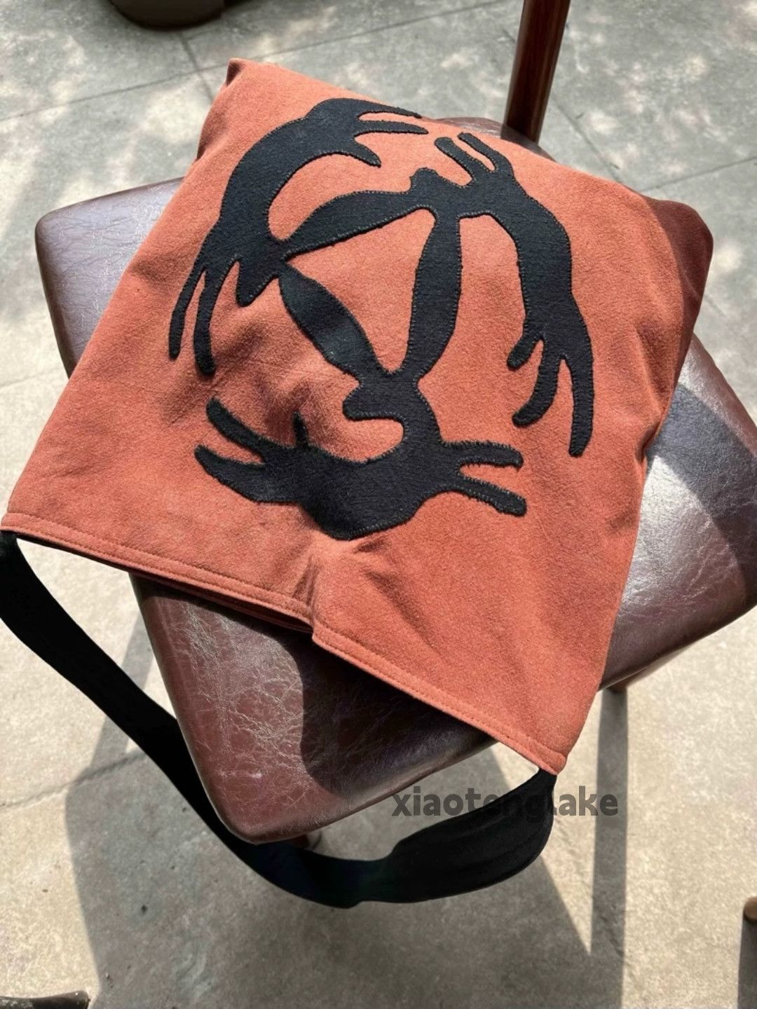 Vintage Unisex outdoor utility pattern graphic messenger bag Size ONE SIZE - 10 Thumbnail
