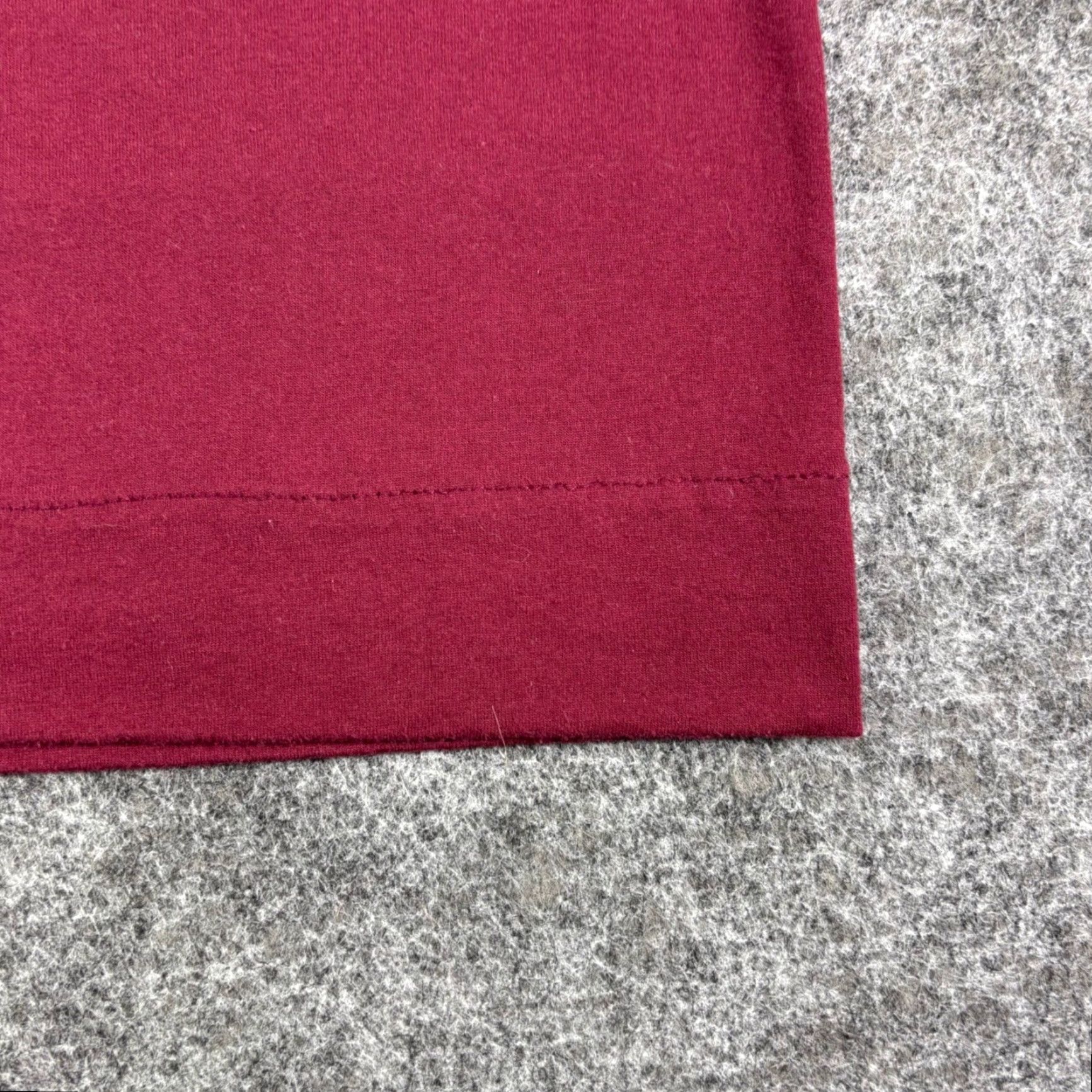 Jerzees JERZEES T Shirt Mens XL Heavyweight Burgundy Rose Graphic Print Crew Neck Size US XL / EU 56 / 4 - 6 Thumbnail