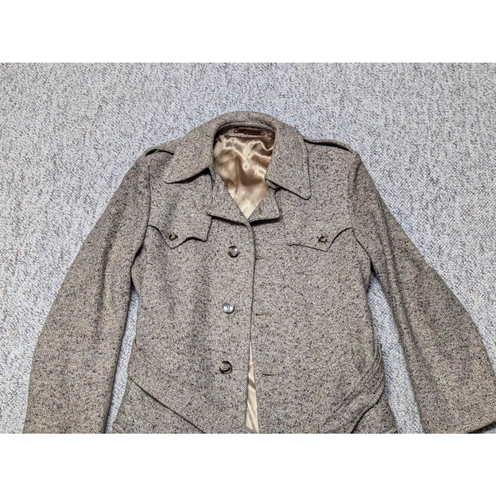 Vintage VINTAGE Robert Lewis Overcoat Jacket Belted Tweed Wool 38 Tan Brown Fleck Long Tall Men Chest 38 Suit Coat Mens Size 36R - 5 Thumbnail