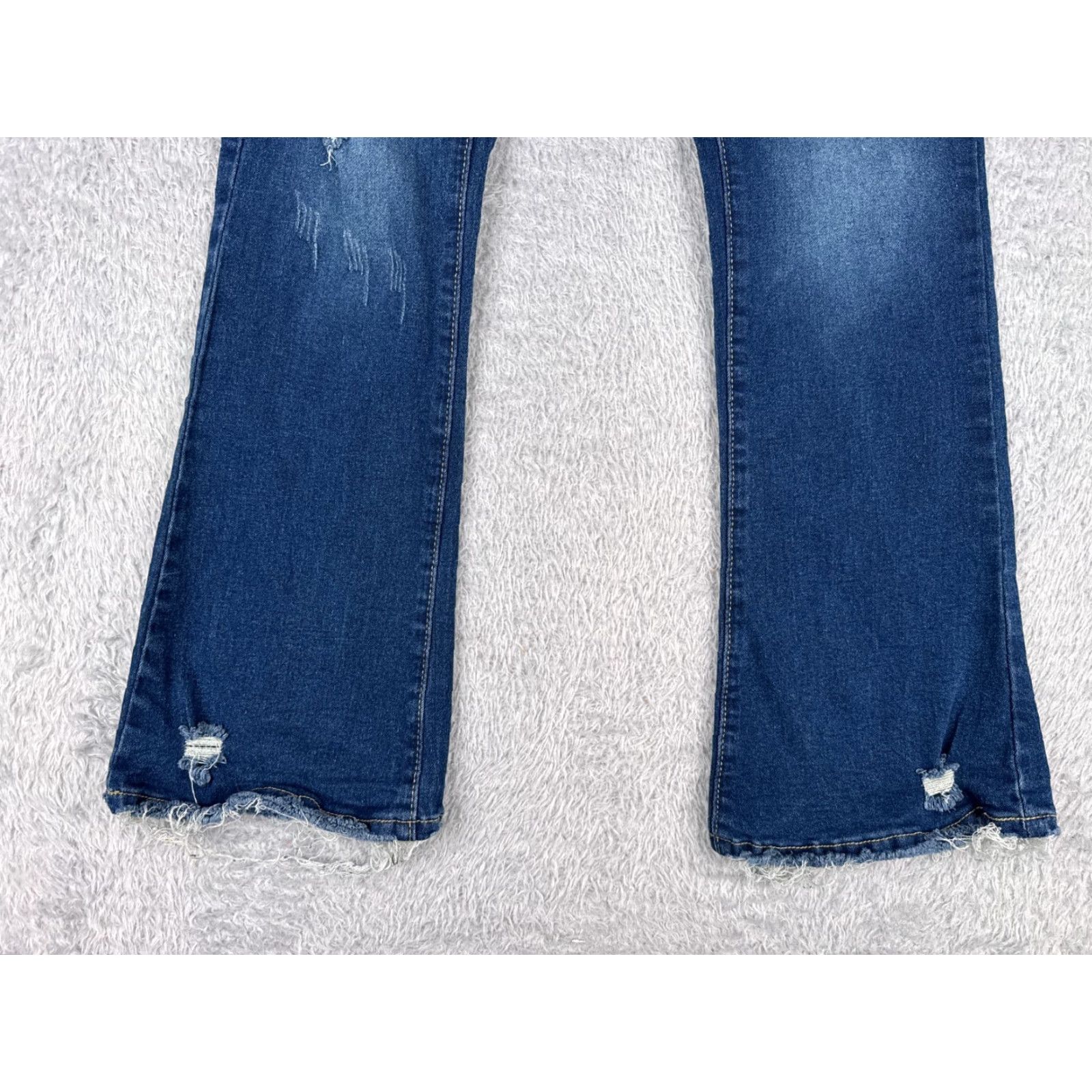 Vintage Jeans Womens 24 Blue Denim Flared Distressed Cotton Blend Mid Rise 24x28 Size 42" / US 20 - 4 Thumbnail